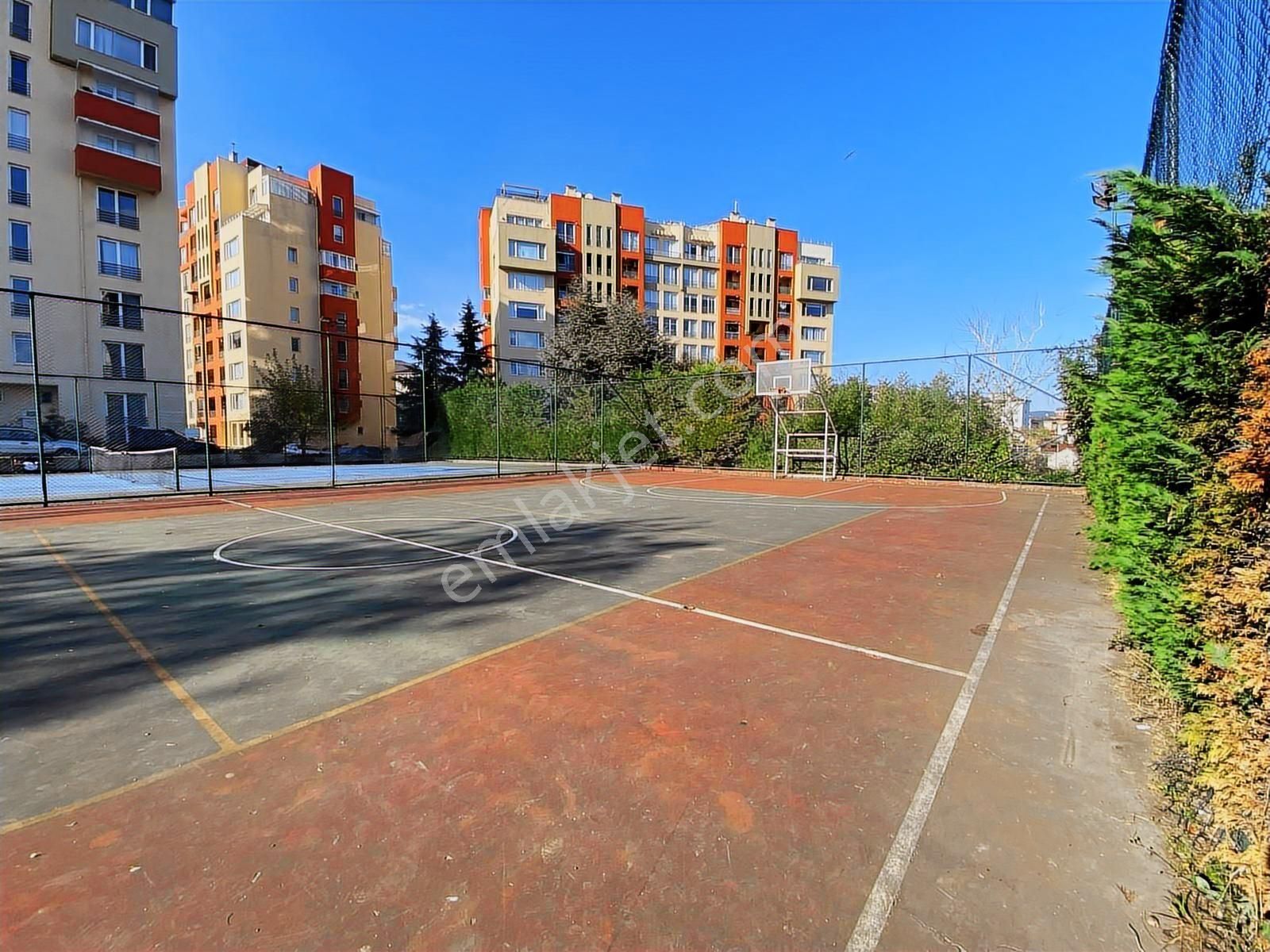 Sinpaş Central Life Sitesinde Kiralık 4+1 Bahçe Dubleksi - Görsel 2