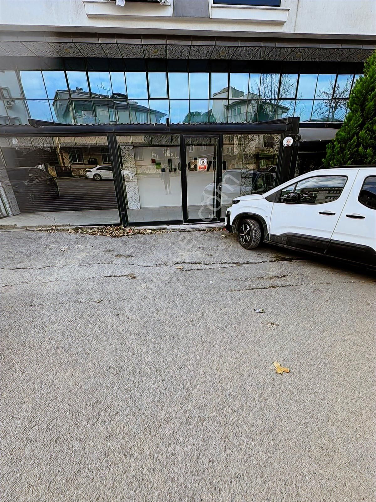 Tuzla Aydınlı Kiralık 400 M2 3 Katlı Dükkan - Görsel 12