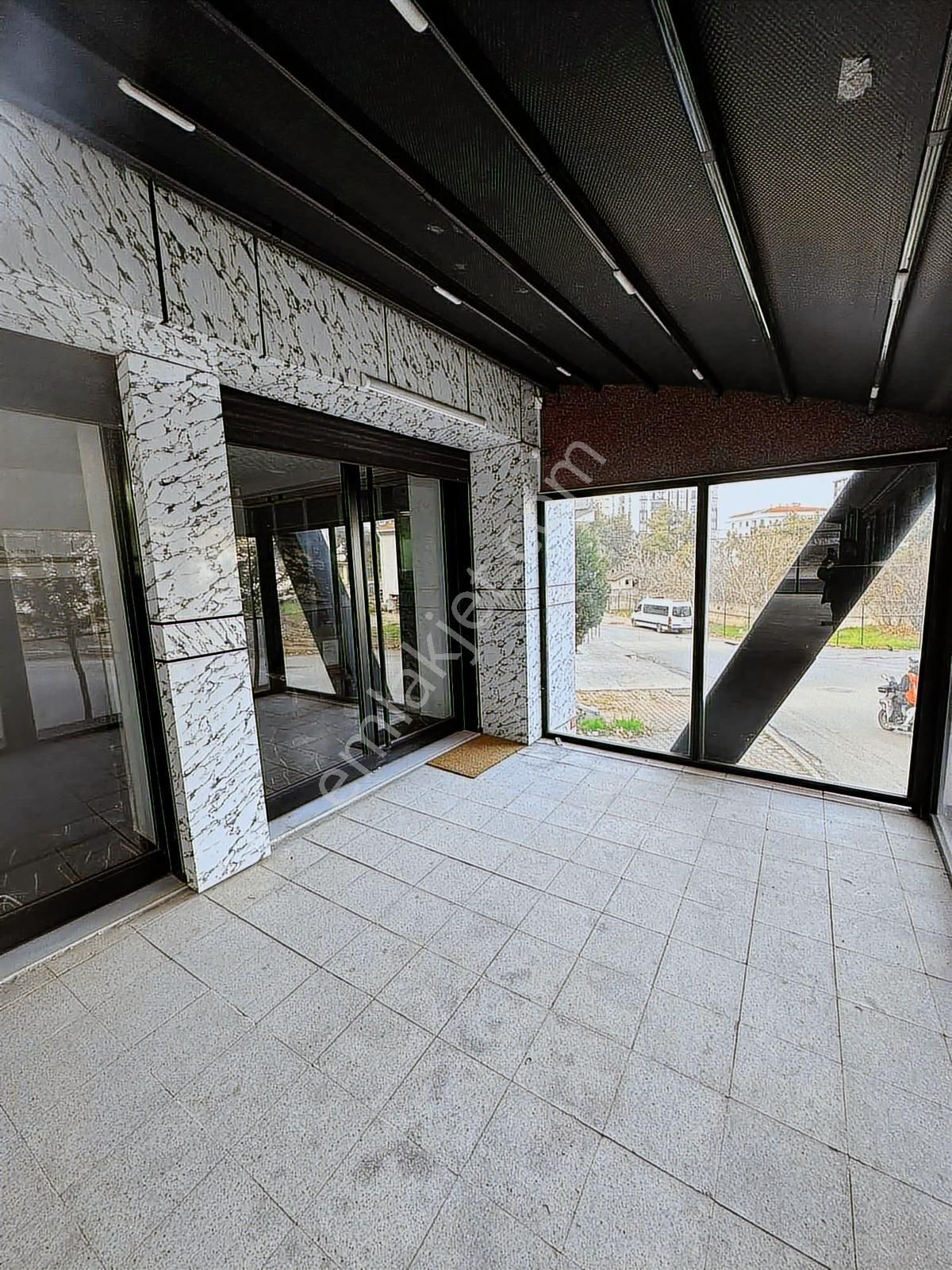 Tuzla Aydınlı Kiralık 400 M2 3 Katlı Dükkan - Görsel 20