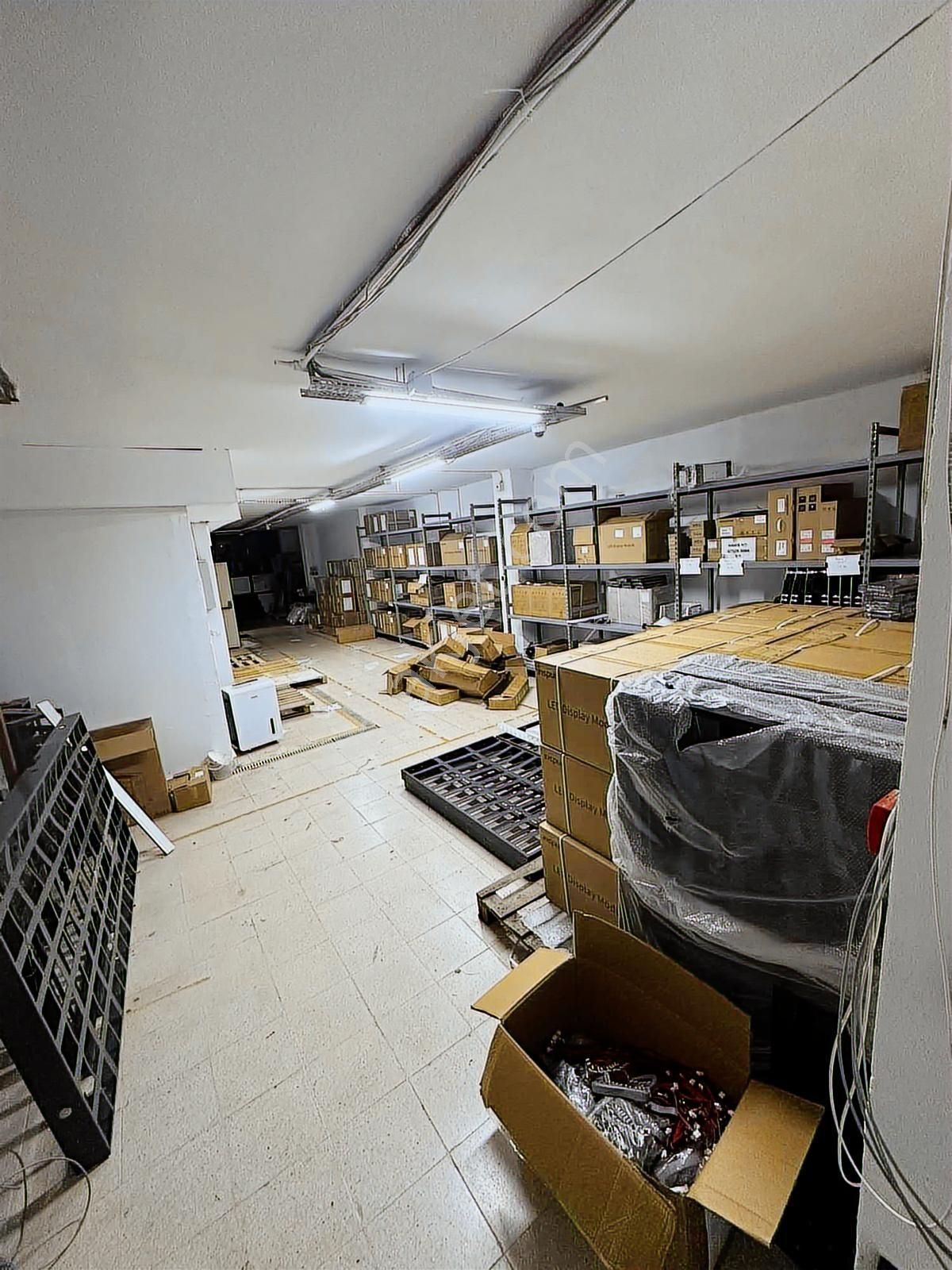 Tuzla Aydınlı Kiralık 400 M2 3 Katlı Dükkan - Görsel 21