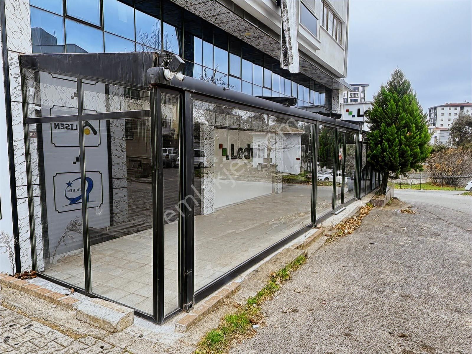 Tuzla Aydınlı Kiralık 400 M2 3 Katlı Dükkan - Görsel 10