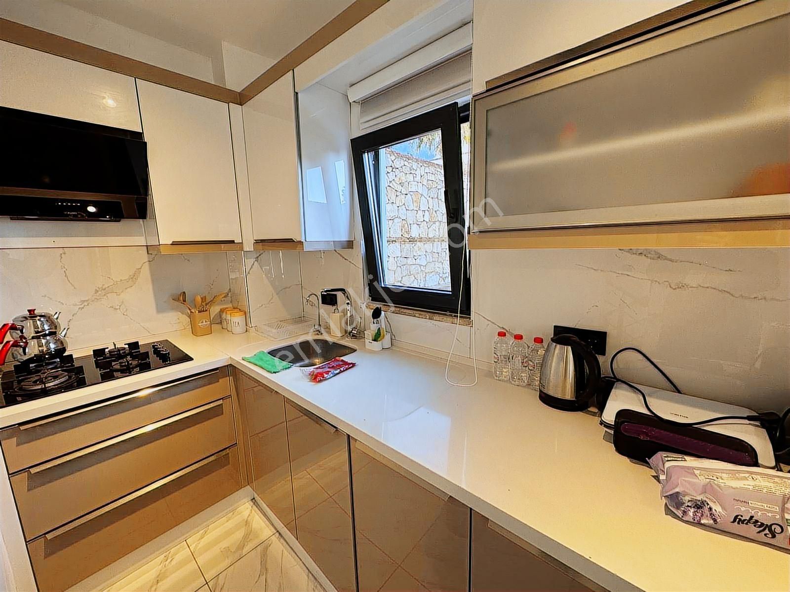 Stoptan Ölüdeniz Ovacıkta Lüks, Kapalı Havuzlu 4+1 Villa - Görsel 13