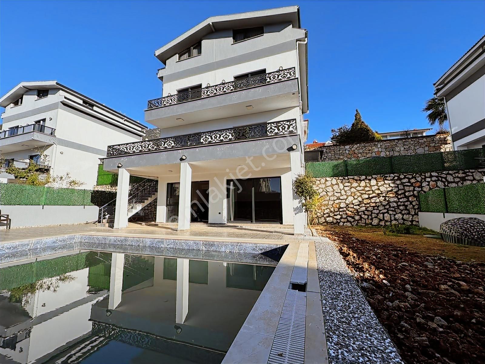 Stoptan Ölüdeniz Ovacıkta Lüks, Kapalı Havuzlu 4+1 Villa