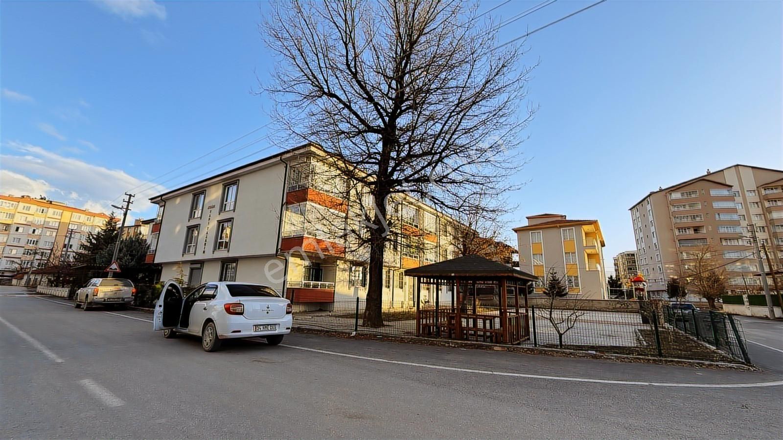 Konya Ereğli Üçgöz Mah 3+1 Kiralık Daire - Görsel 18