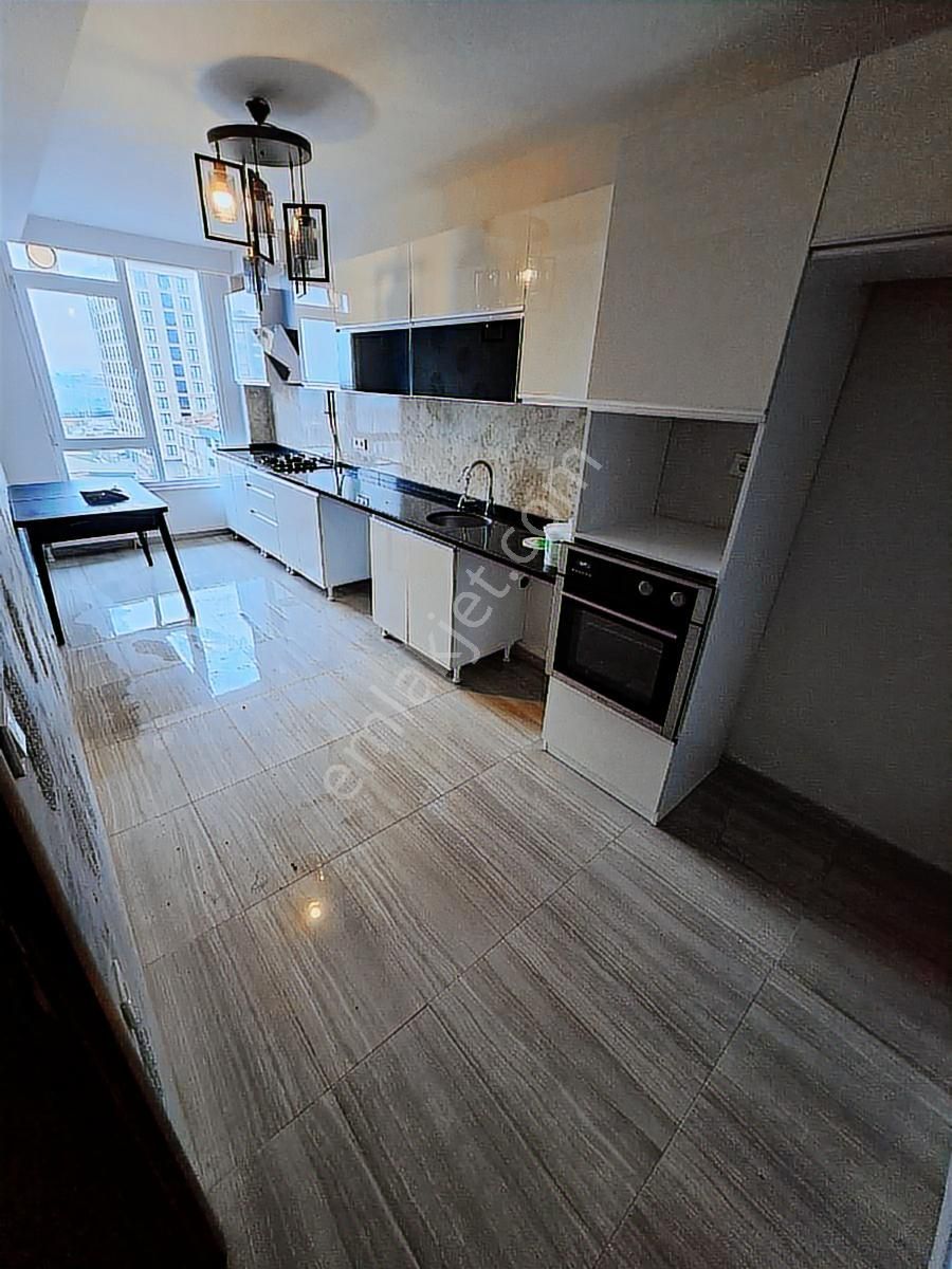 Betül Emlak'tan Eski Habiblerde Site İcinde Luks Kiralık 3+1 - Görsel 17
