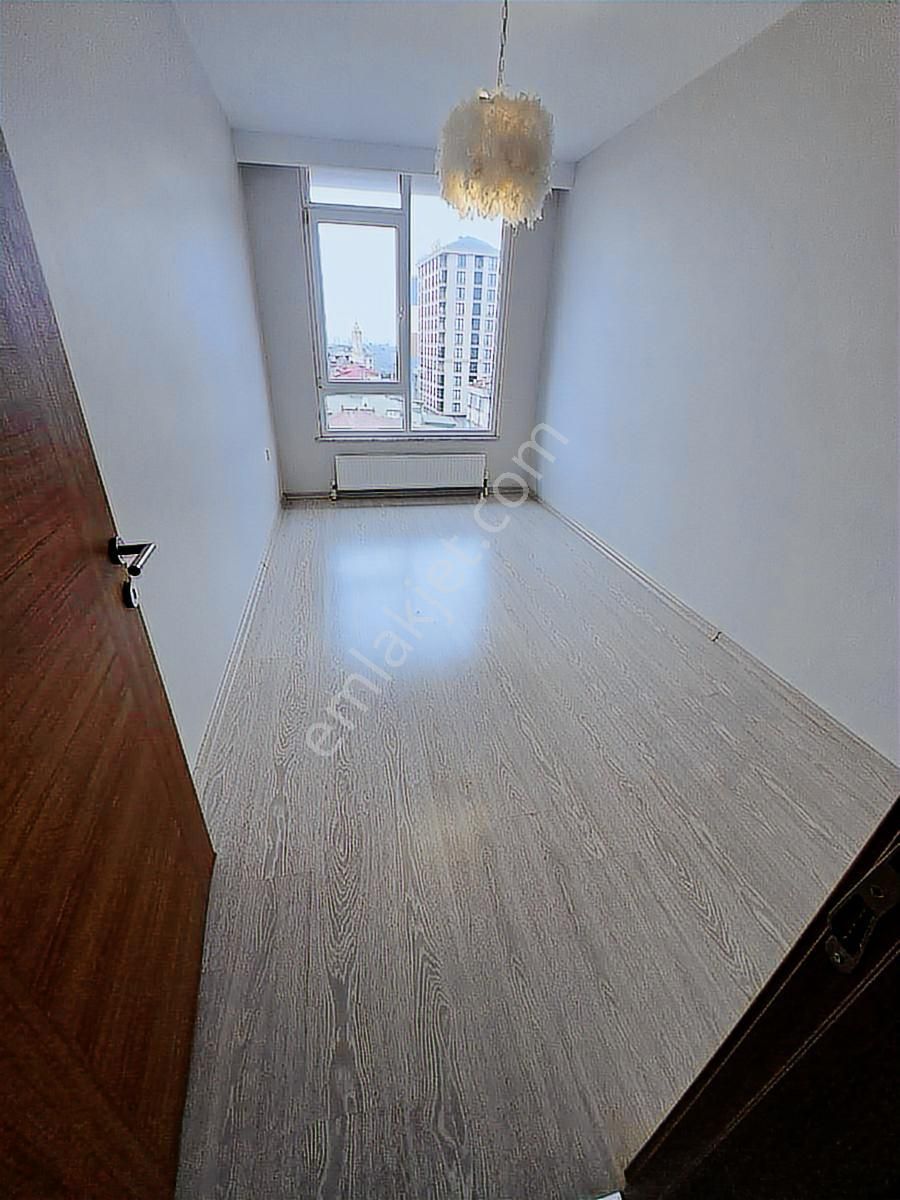Betül Emlak'tan Eski Habiblerde Site İcinde Luks Kiralık 3+1 - Görsel 18