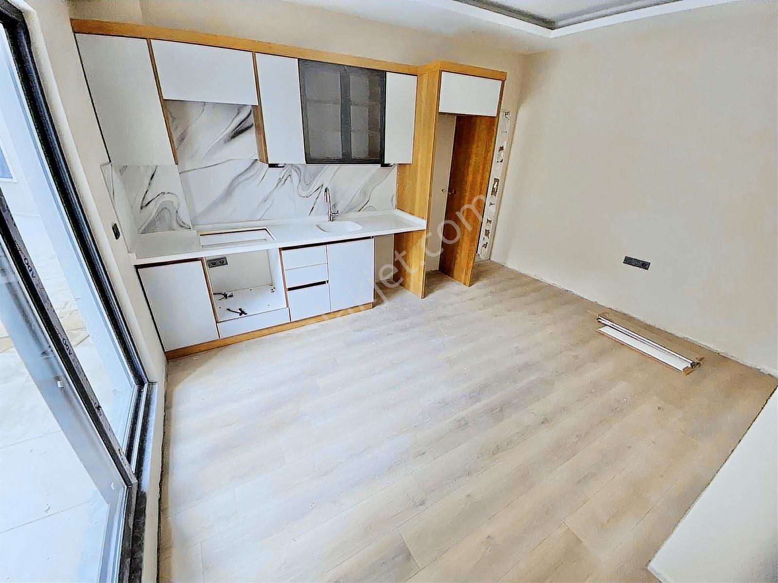 ꔪyalçından ▀tuzcumuratta Kapalı Otoparklı Sıfır Geniş 1+1daire - Görsel 5