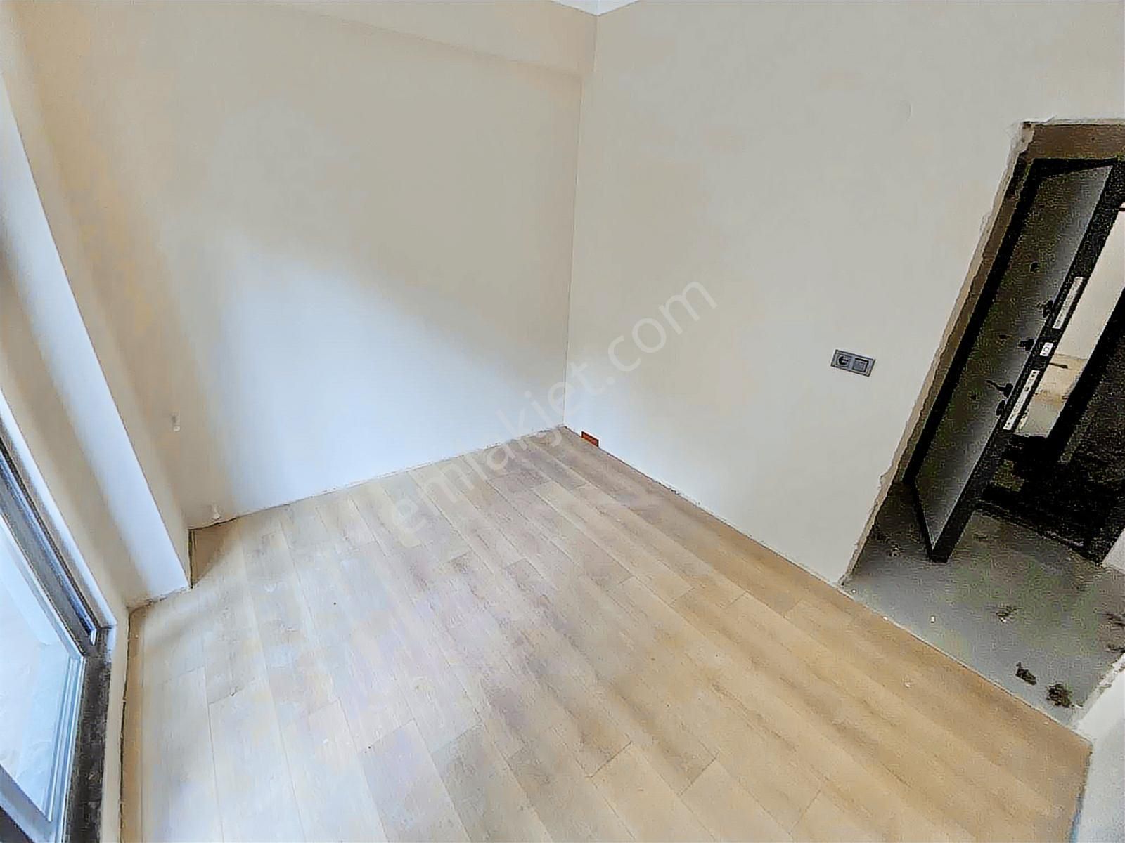 ꔪyalçından ▀tuzcumuratta Kapalı Otoparklı Sıfır Geniş 1+1daire - Görsel 2