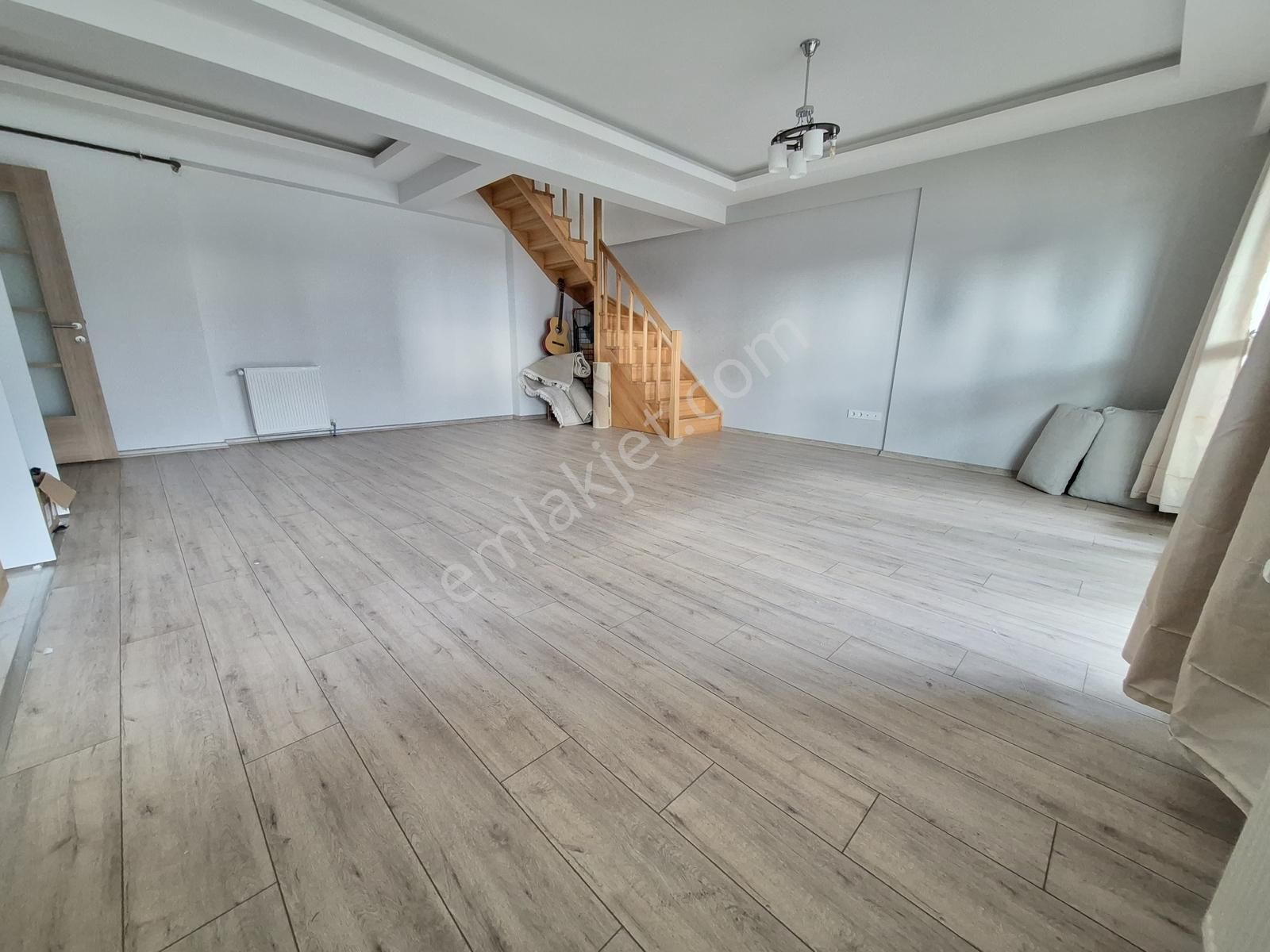 Manzara Kartal Sitesinde 5+2 Kiralık Boş Bahçe Dubleksi - Görsel 7