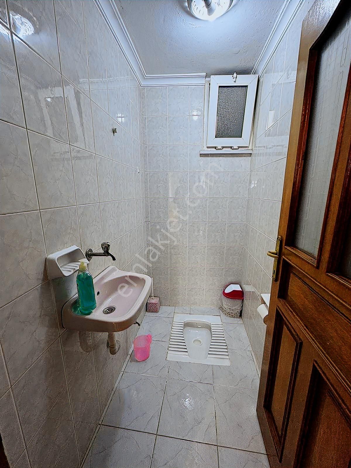 Pendik Çamçeşmede Cadde Üzeri Satılık 2+1 Daire - Görsel 9