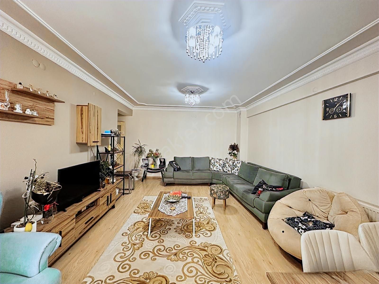 Fikri Altay Mah.nde Prestijli Lokasyonda Satılık 3+1 Daire - Görsel 6