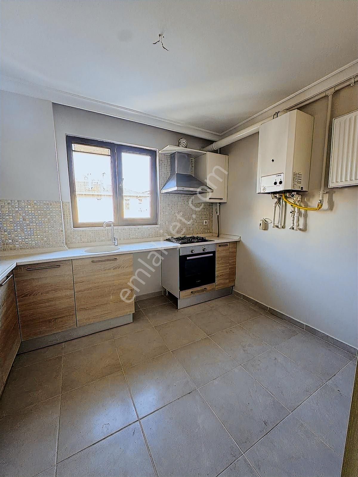 Çamçeşme De Boş Satılık 2+1 Daıre - Görsel 3