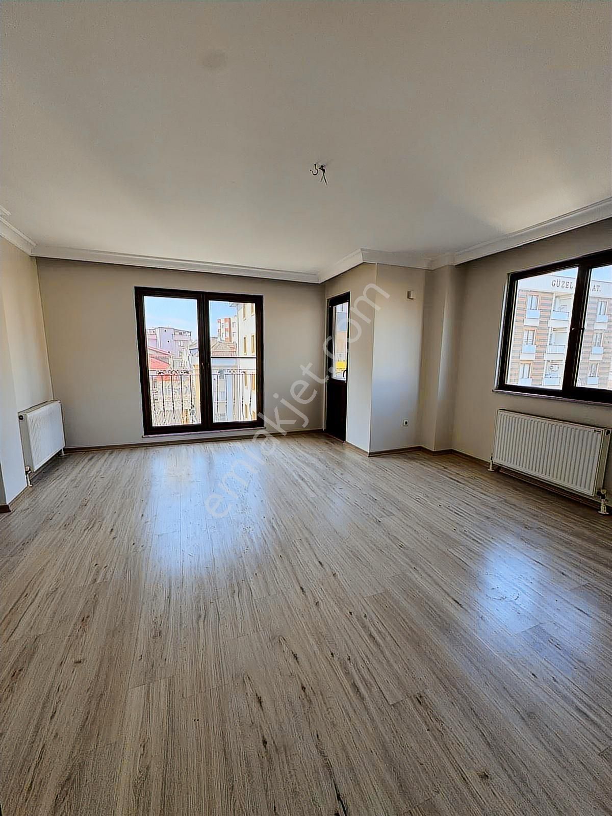 Çamçeşme De Boş Satılık 2+1 Daıre - Görsel 8