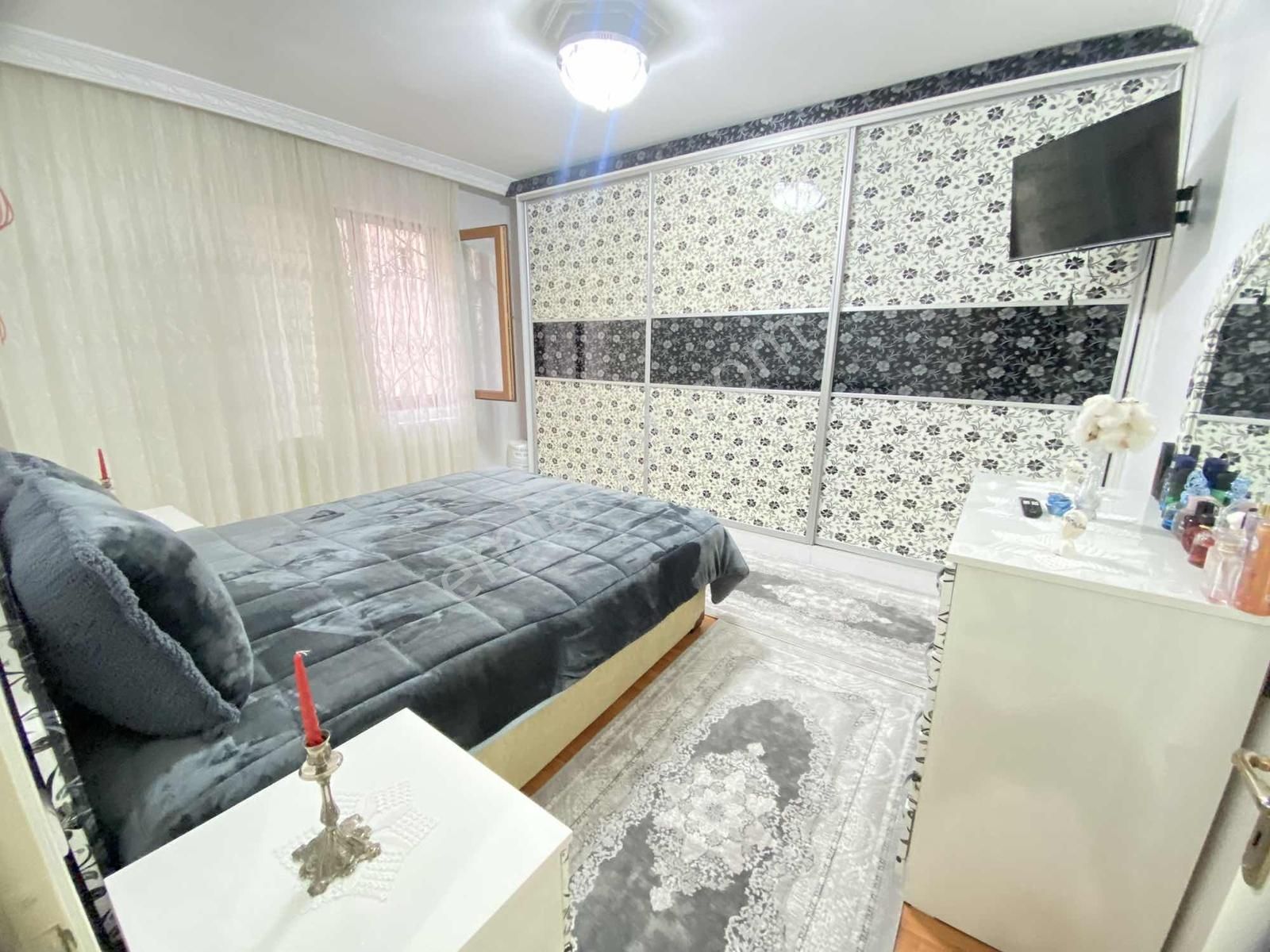 Satılık Çok Geniş 3+1 Merkezi Konum - Görsel 11