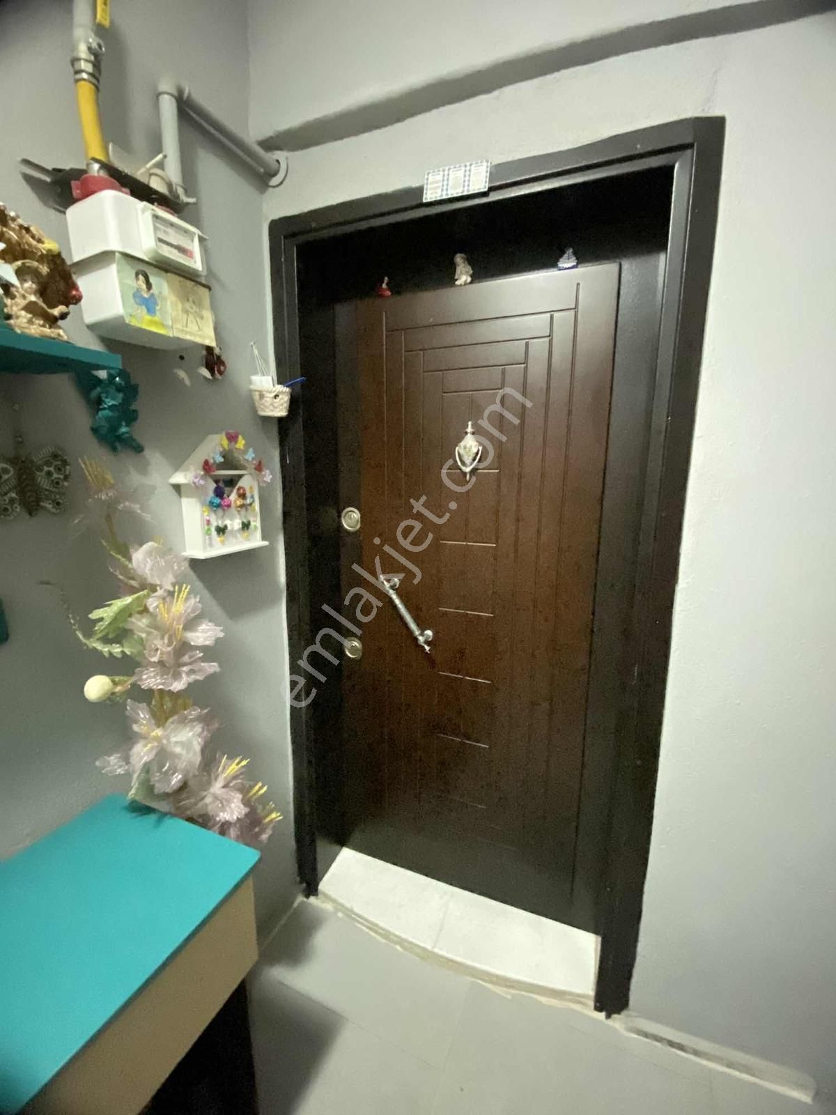 Satılık Çok Geniş 3+1 Merkezi Konum - Görsel 2