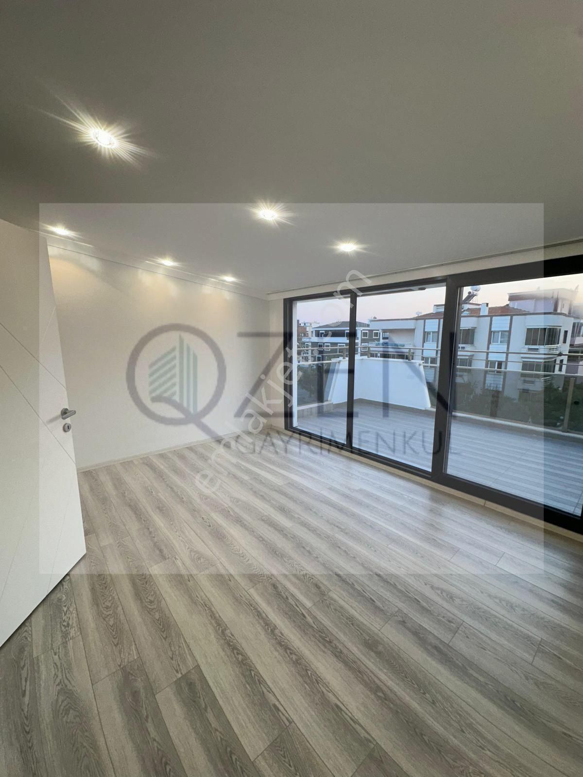 4+1 Lüks Tripleks Villa! Modern Tasarım, Geniş Teraslı! Mükemmel Konum! - Görsel 10