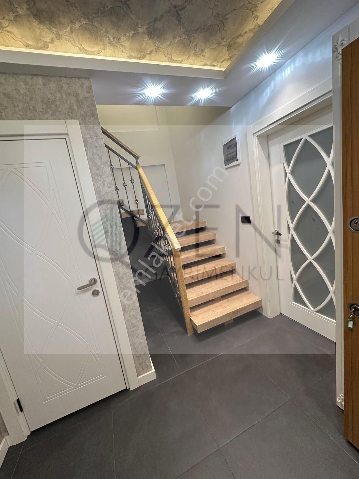 4+1 Lüks Tripleks Villa! Modern Tasarım, Geniş Teraslı! Mükemmel Konum! - Görsel 9