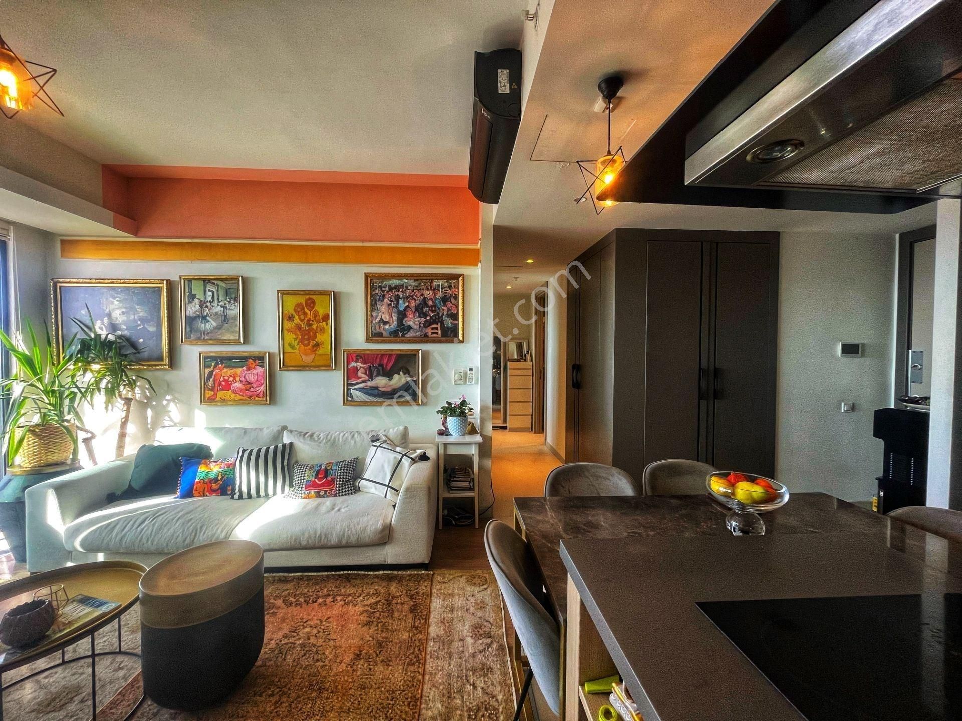 Metroya Komşu Daire Kartal'da Tüm Odalar Ve Balkondan Deniz & Adalar Manzaralı Kiralık 2+1 Daire - Görsel 8