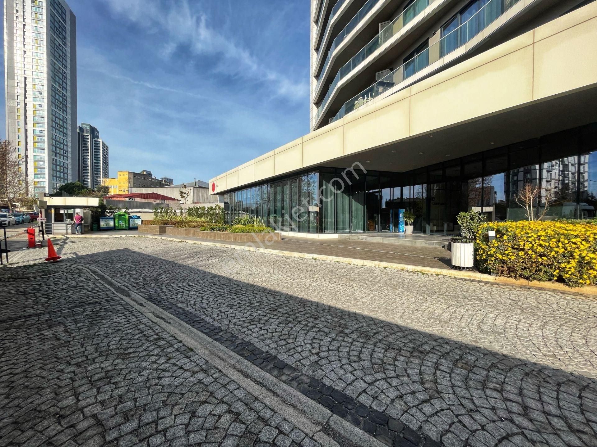 Metroya Komşu Daire Kartal'da Tüm Odalar Ve Balkondan Deniz & Adalar Manzaralı Kiralık 2+1 Daire - Görsel 23