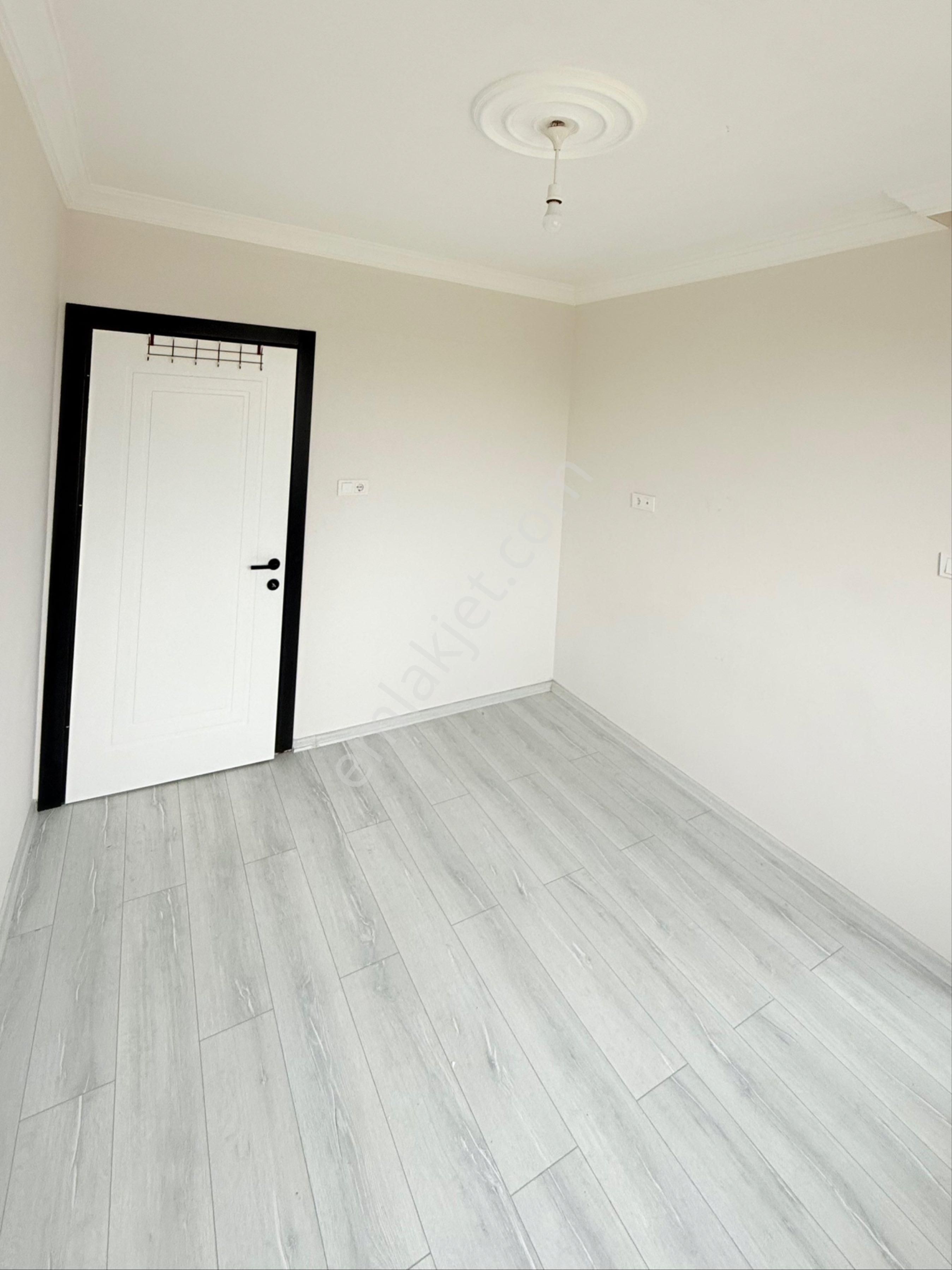 Cerrah Mahallesinde Yatırım Fırsatı 2+1 Daireler - Görsel 12