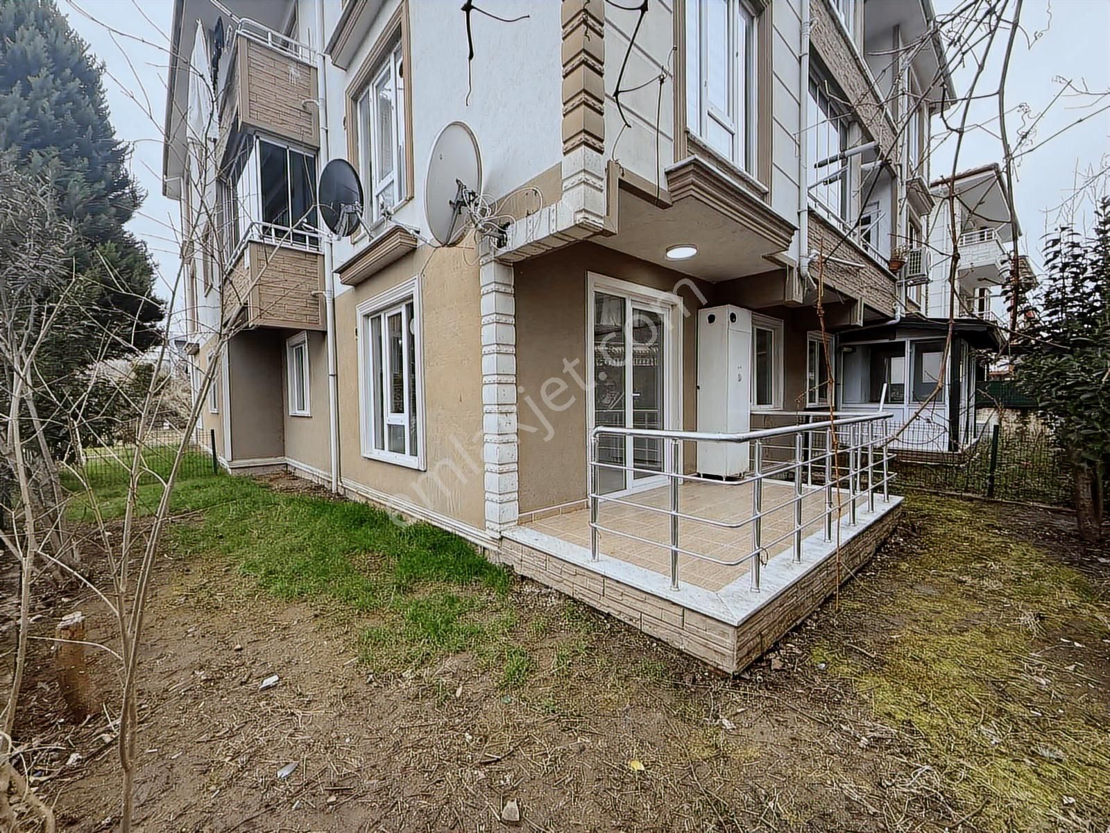 Karasuda Müstakil Bahçe 2+1 Yazlık - Görsel 13