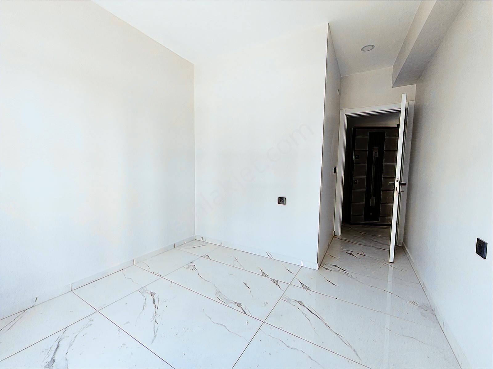 Kuşadası'nda Merkezi Yerde, Satılık 2+1 Sıfır Daire... - Görsel 5
