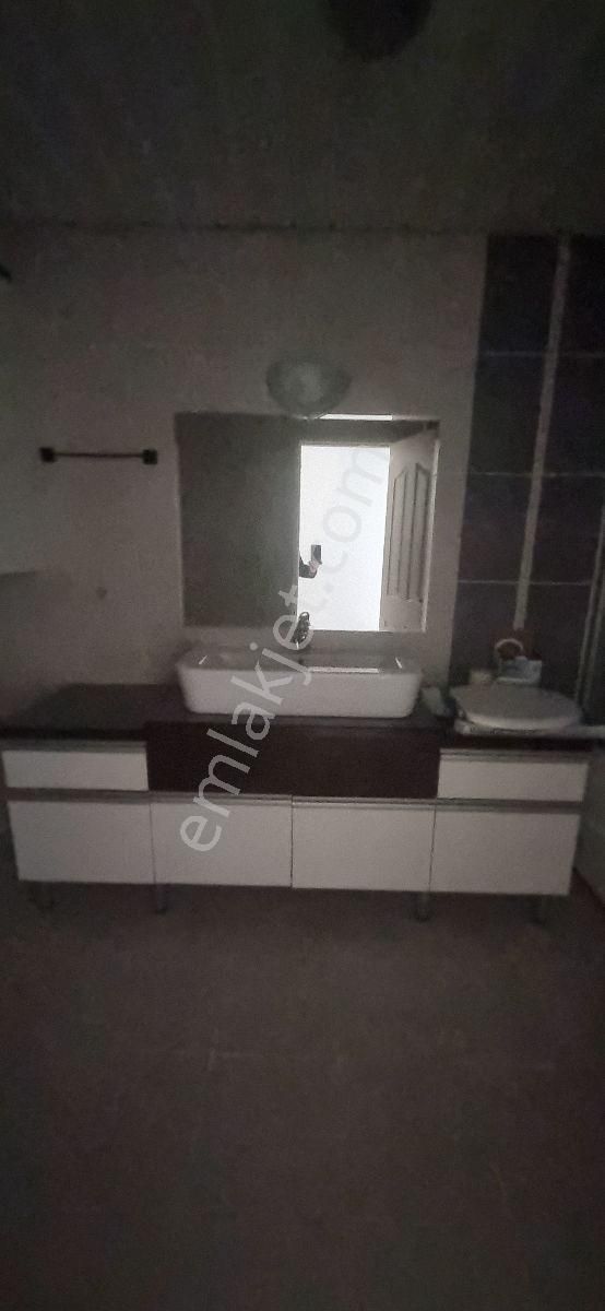 Bornova Evka 3 De Site İçinde Kiralık 4+1 - Görsel 12