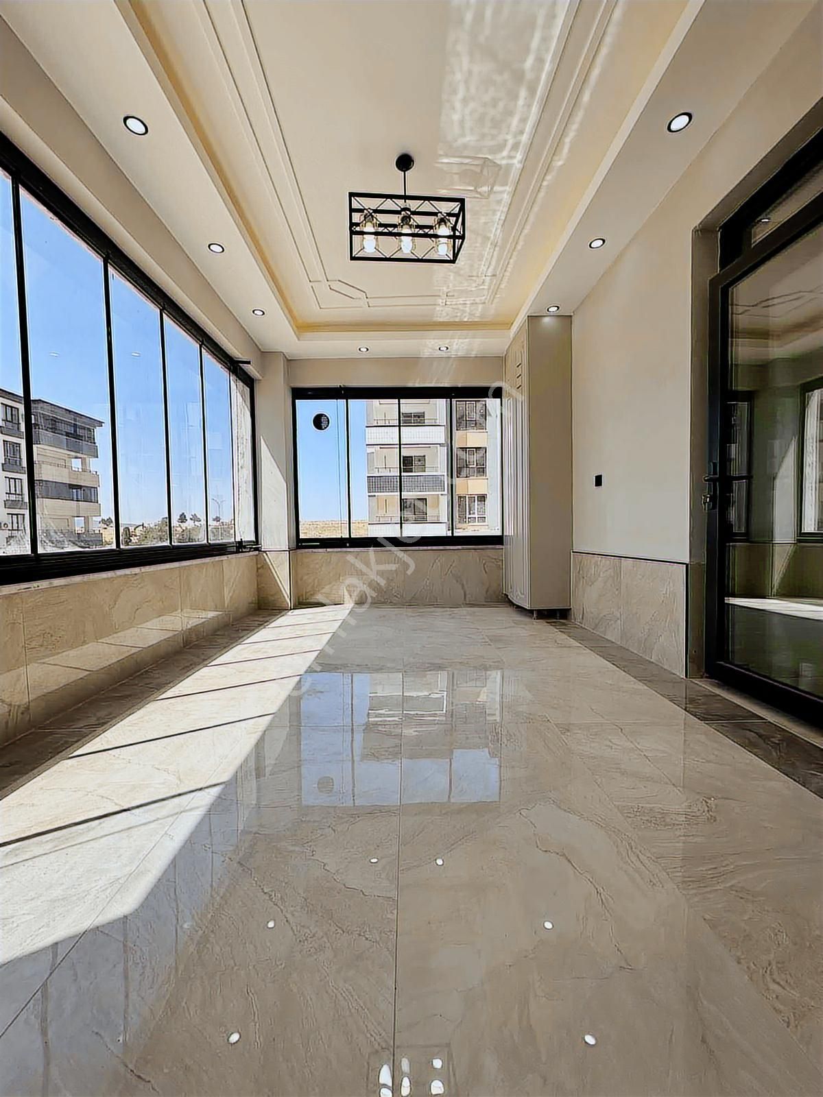 Kareden Cüneyt (humanız) Mahallesi Sıfır Lüks 2+1 Daire - Görsel 31