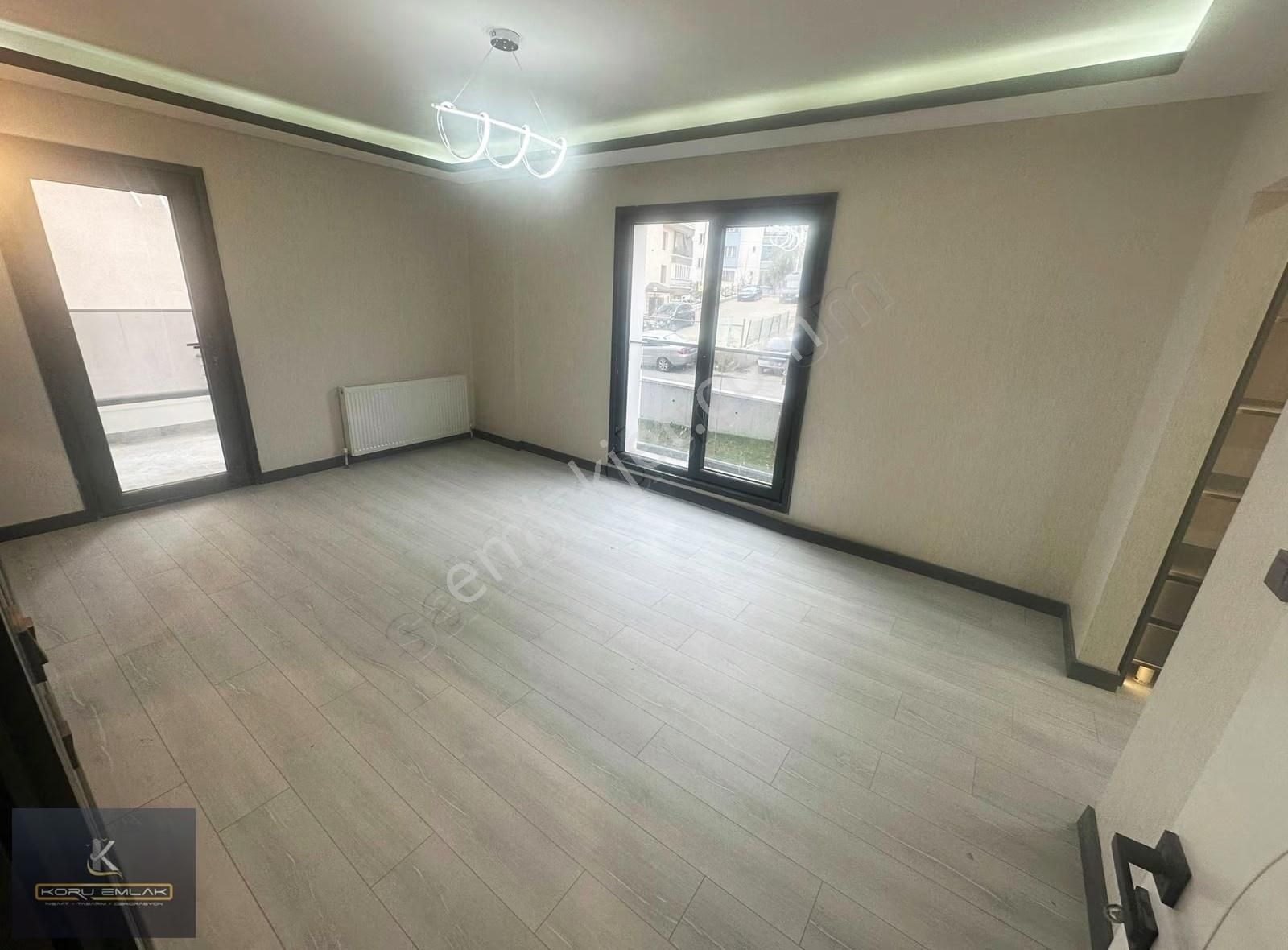 Yenimahalle'de Mimari Detaylarıyla Fark Yaratan Ultra Lüks Daire - Görsel 12