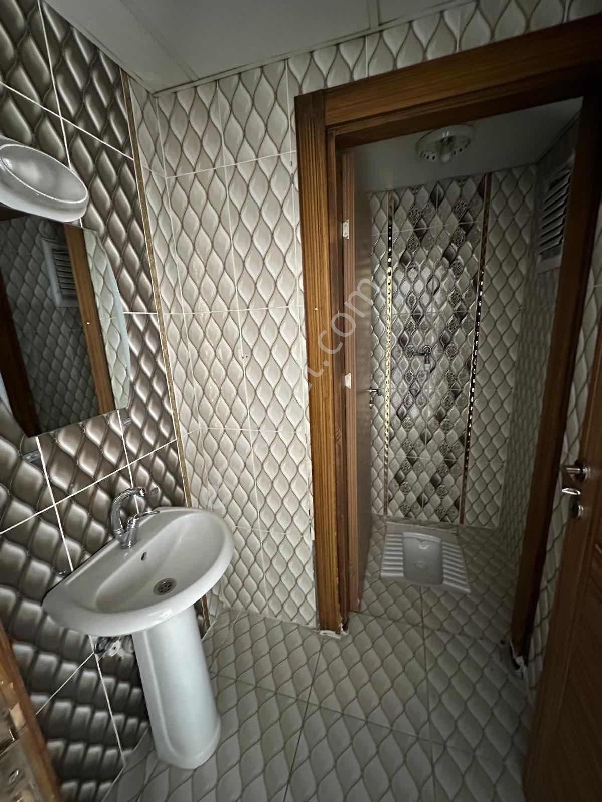 Kare'den Liv Hastanesi Civarında Bakımlı 2+1 Daire. - Görsel 23