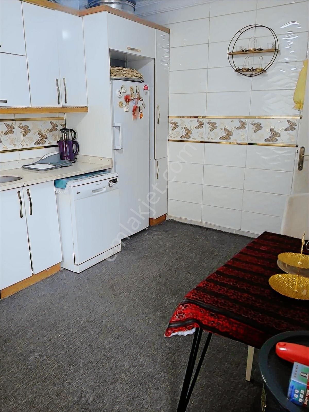 Kare'den Mağarabaşı Deva Hastanesi Civarında 3 Katlı Bina. - Görsel 28