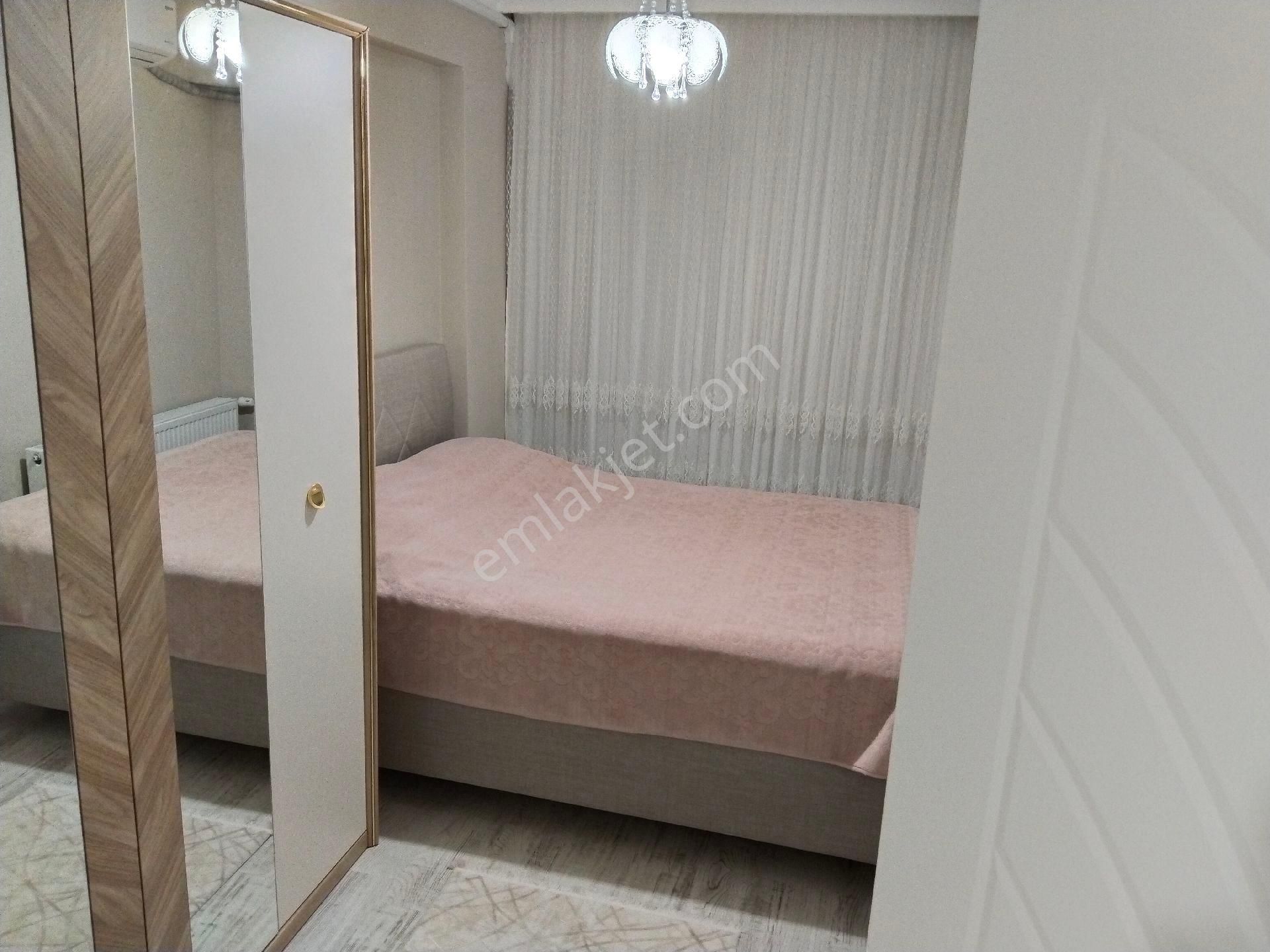 Sınırsız Kredi Otopark Asansör Doğalgazlı Üçlü Ankastre Set Cam Balkon Ön Cephe Ara Kat 1+1 Daire - Görsel 13