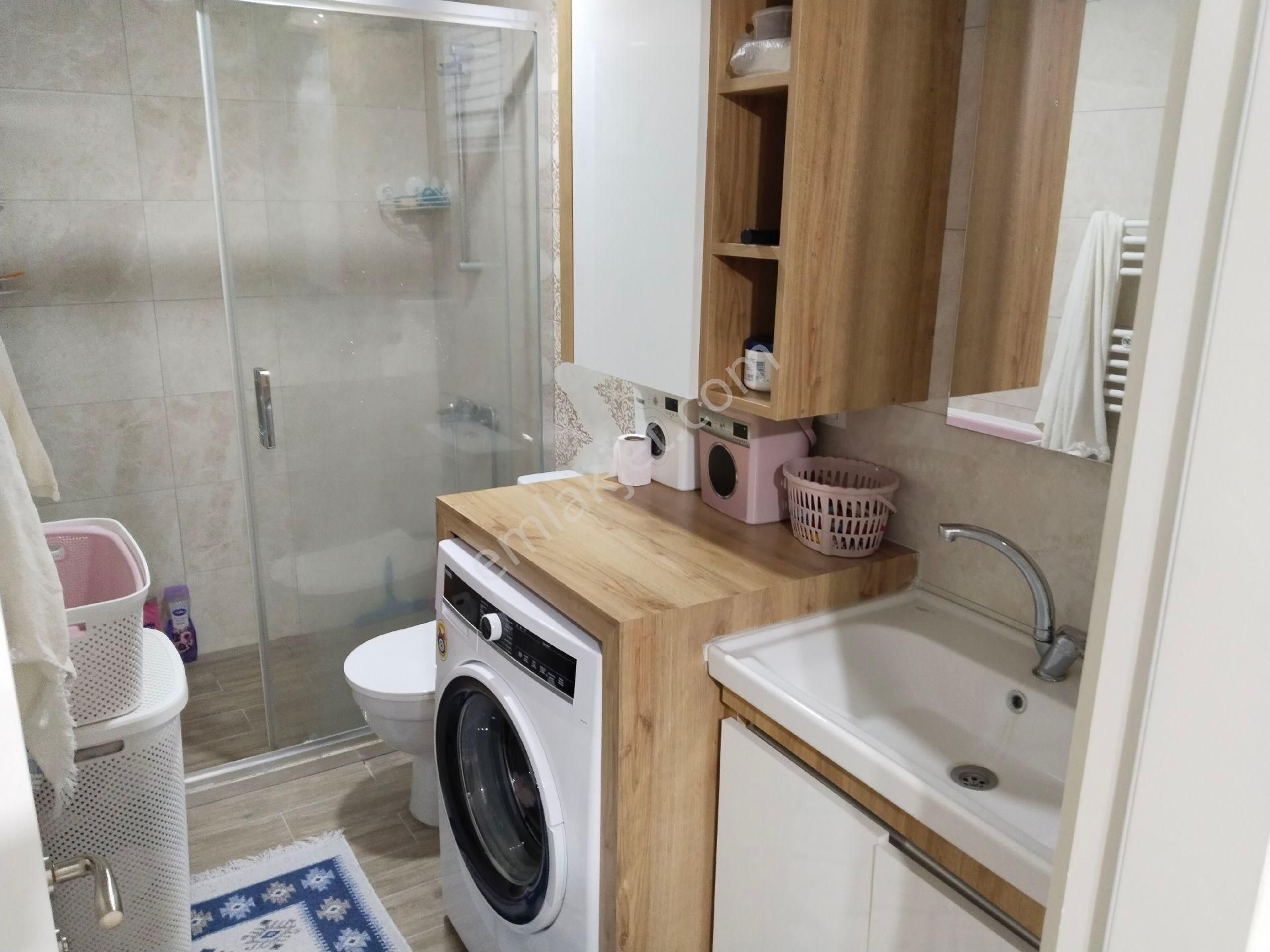 Sınırsız Kredi Otopark Asansör Doğalgazlı Üçlü Ankastre Set Cam Balkon Ön Cephe Ara Kat 1+1 Daire - Görsel 10