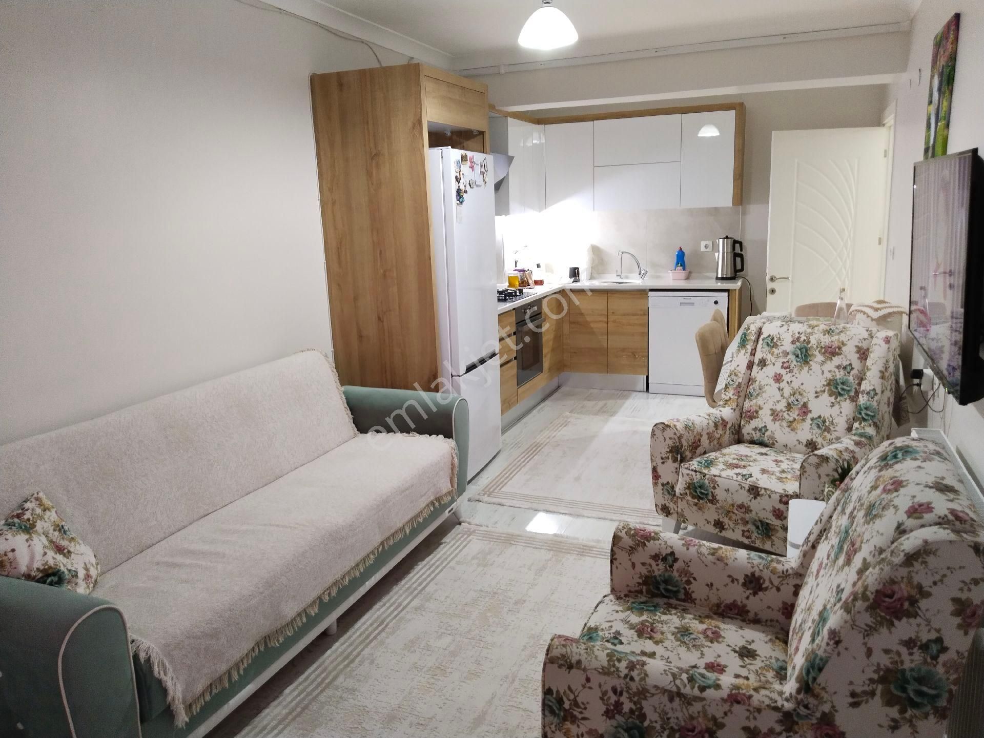 Sınırsız Kredi Otopark Asansör Doğalgazlı Üçlü Ankastre Set Cam Balkon Ön Cephe Ara Kat 1+1 Daire - Görsel 7