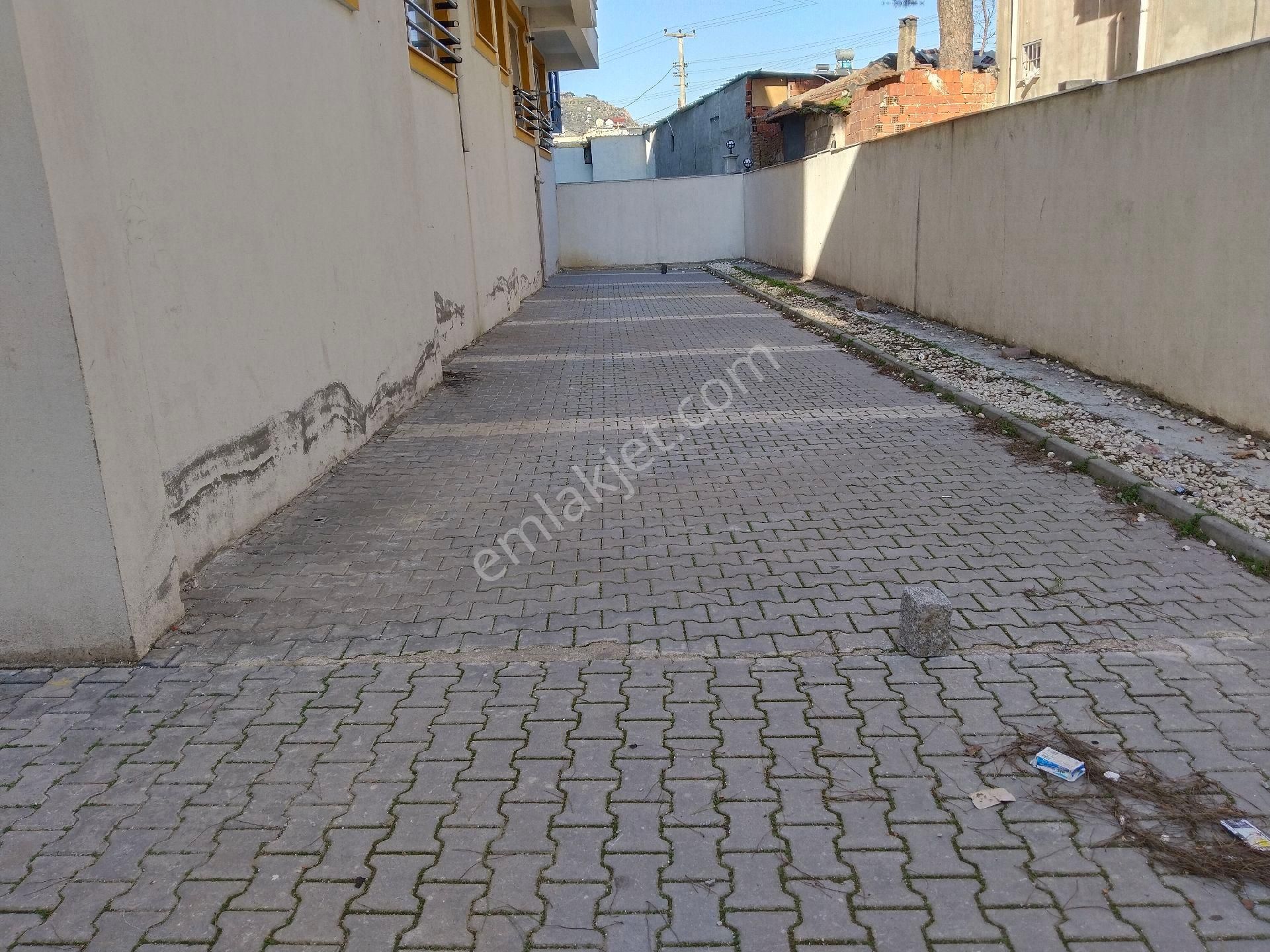 Sınırsız Kredi Otopark Asansör Doğalgazlı Üçlü Ankastre Set Cam Balkon Ön Cephe Ara Kat 1+1 Daire - Görsel 28