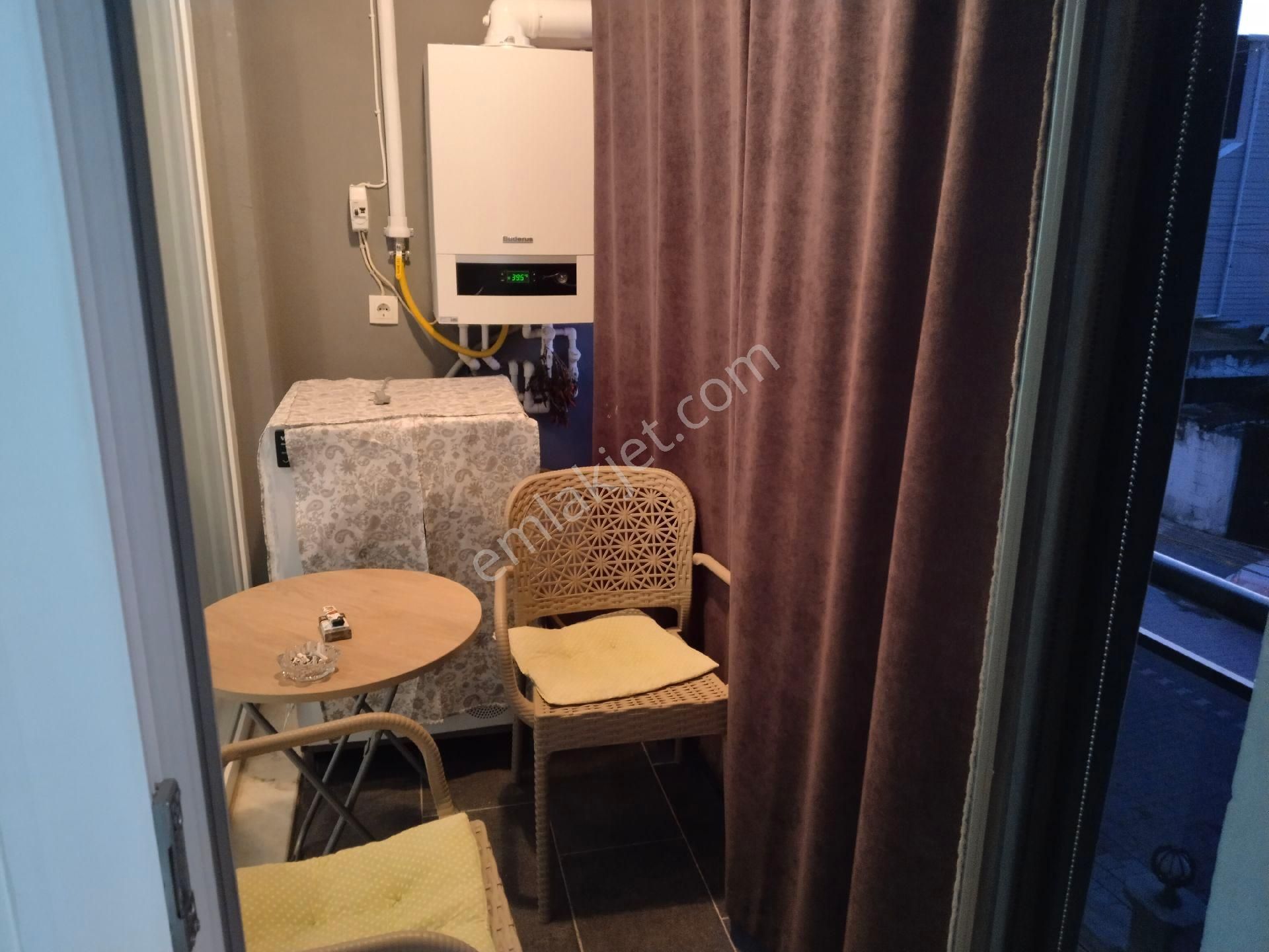 Sınırsız Kredi Otopark Asansör Doğalgazlı Üçlü Ankastre Set Cam Balkon Ön Cephe Ara Kat 1+1 Daire - Görsel 17