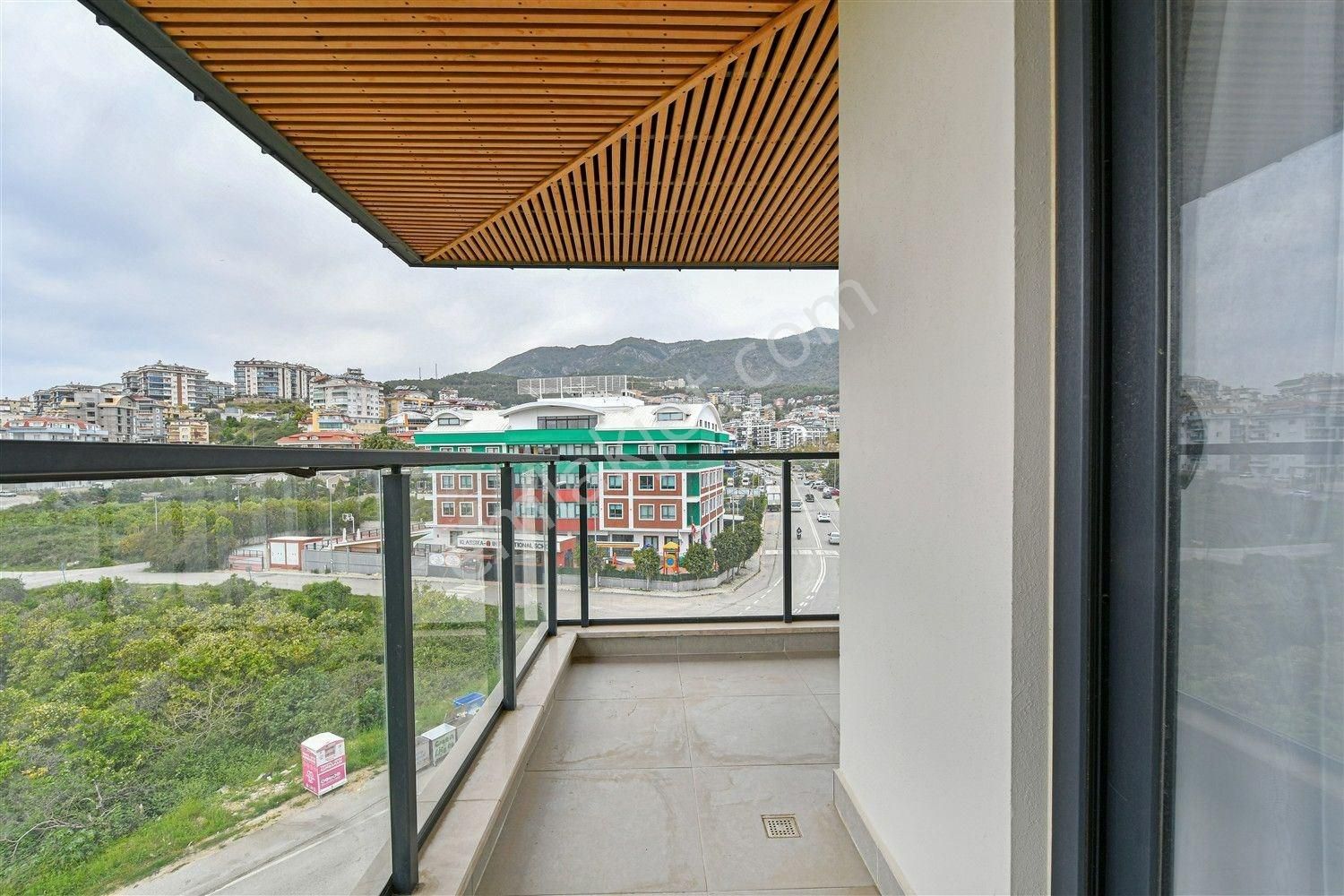 Alanya Oba’nın En Prestijli Sitesinde, Full Donanımlı 3+1 Seçkin Daire - Görsel 15