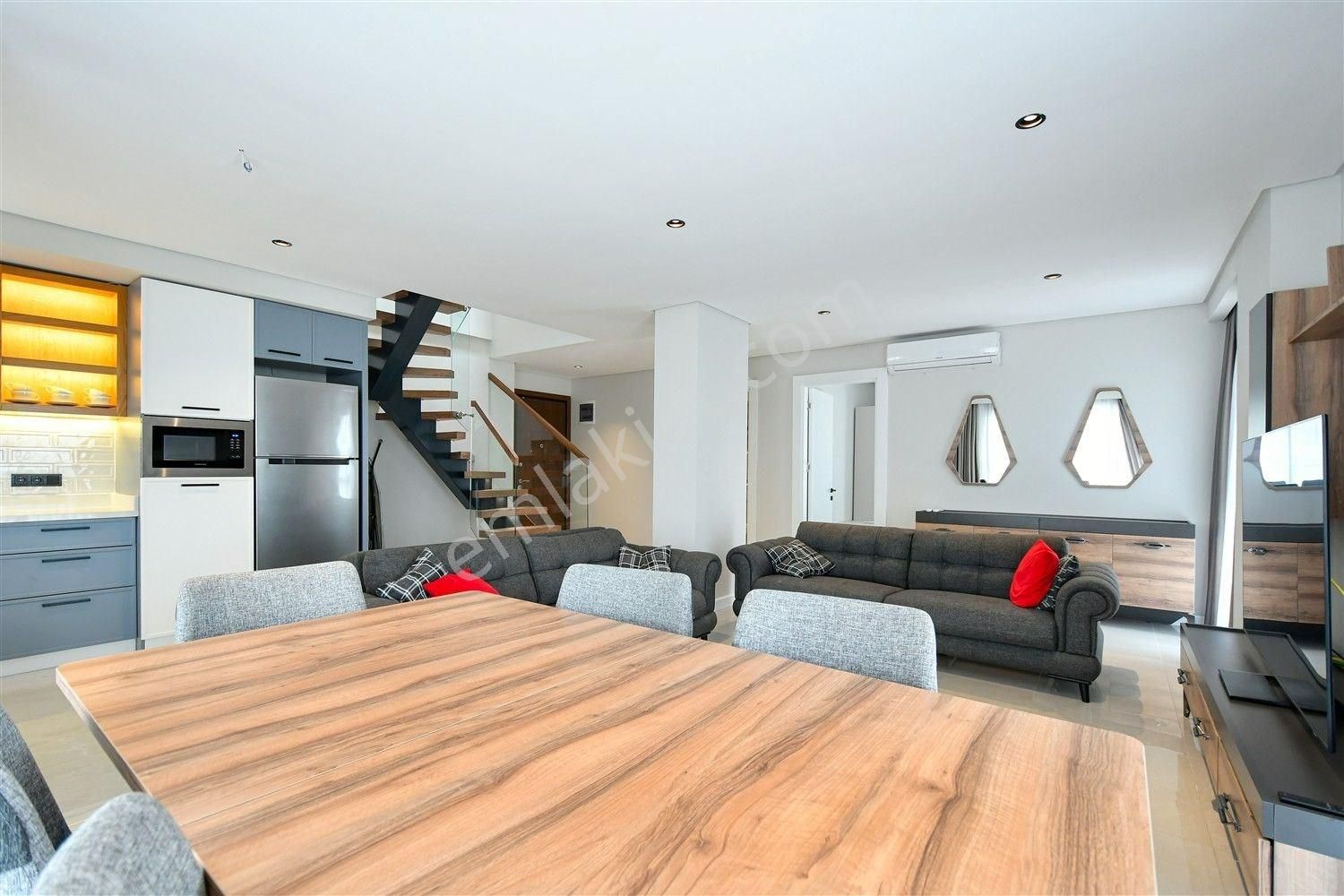 Alanya Oba’nın En Prestijli Sitesinde, Full Donanımlı 3+1 Seçkin Daire - Görsel 4