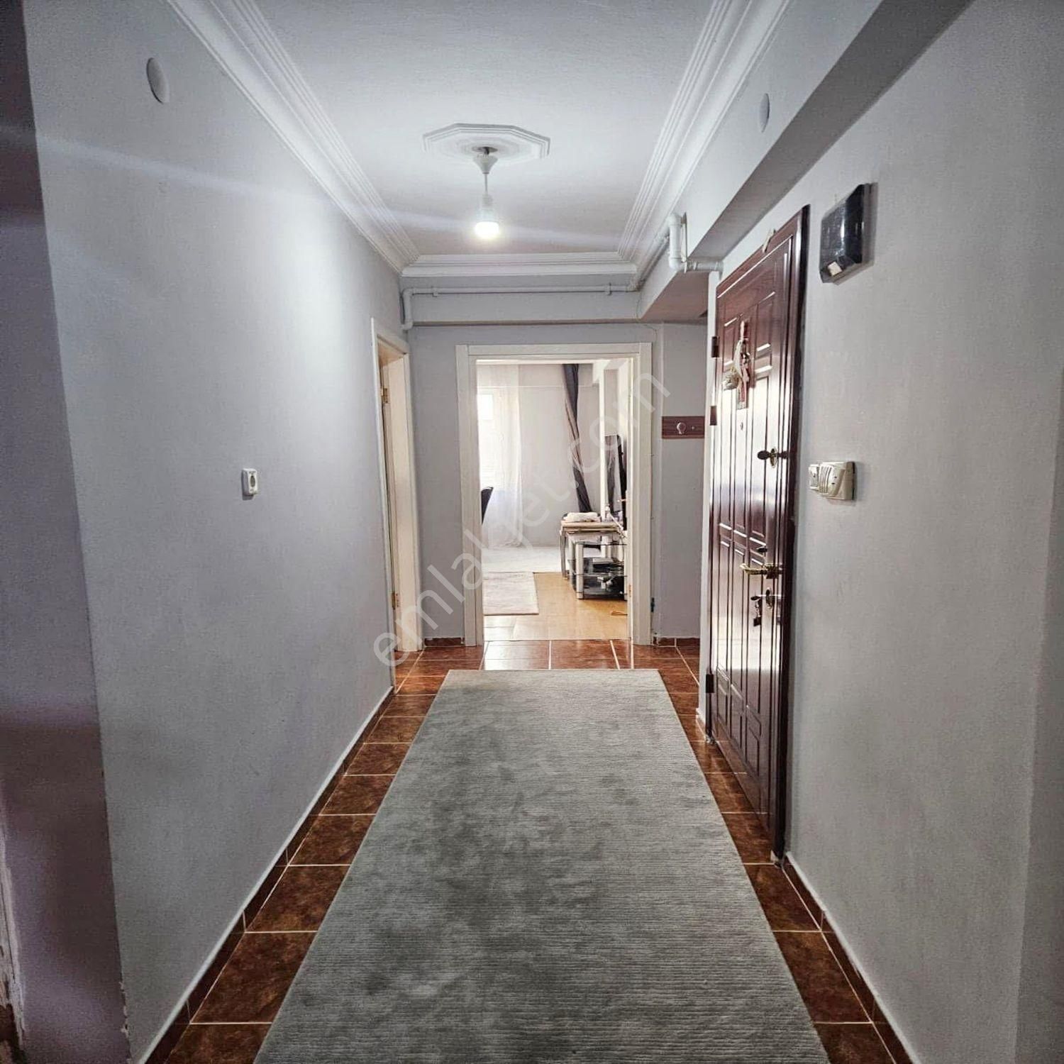 Bahçelievler Soğanlı'da Kiralık 2+1 90 M2 Geniş Daire Fırsatı - Görsel 8