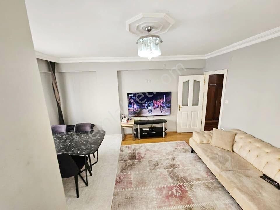 Bahçelievler Soğanlı'da Kiralık 2+1 90 M2 Geniş Daire Fırsatı