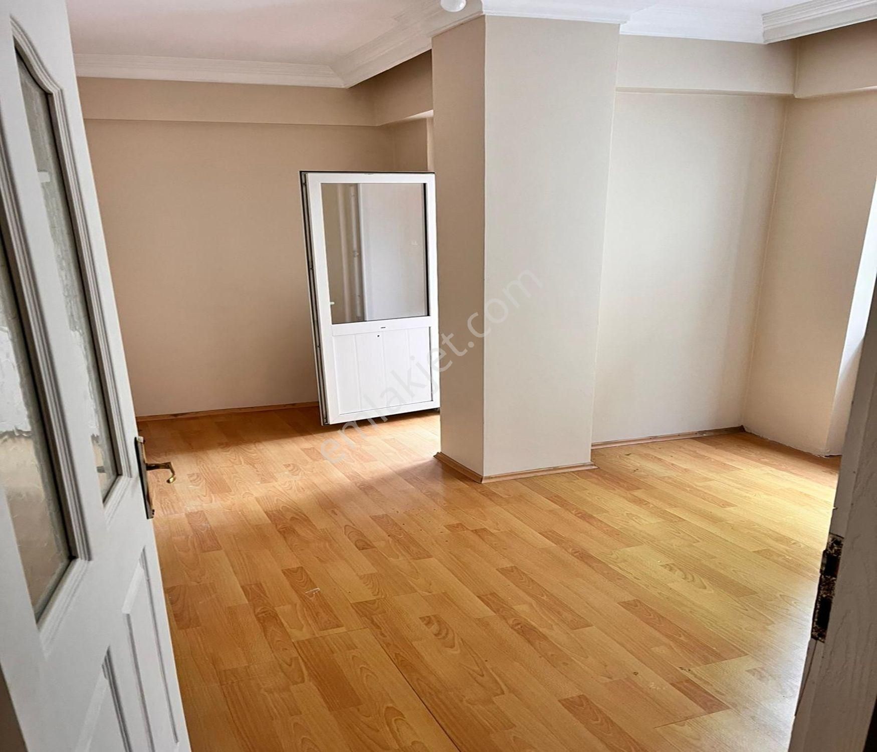Bahçelievler Soğanlı'da Kiralık 2+1 90 M2 Geniş Daire Fırsatı - Görsel 2