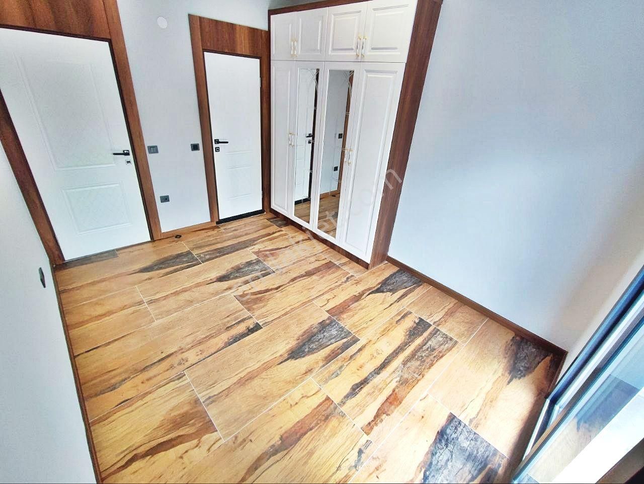 Aygül'den Güre'de Eşsiz Kaliteye Sahip Site İçinde Otoparklı Bahçeli Tam Müstakil 3+1 Satılık Villa - Görsel 10