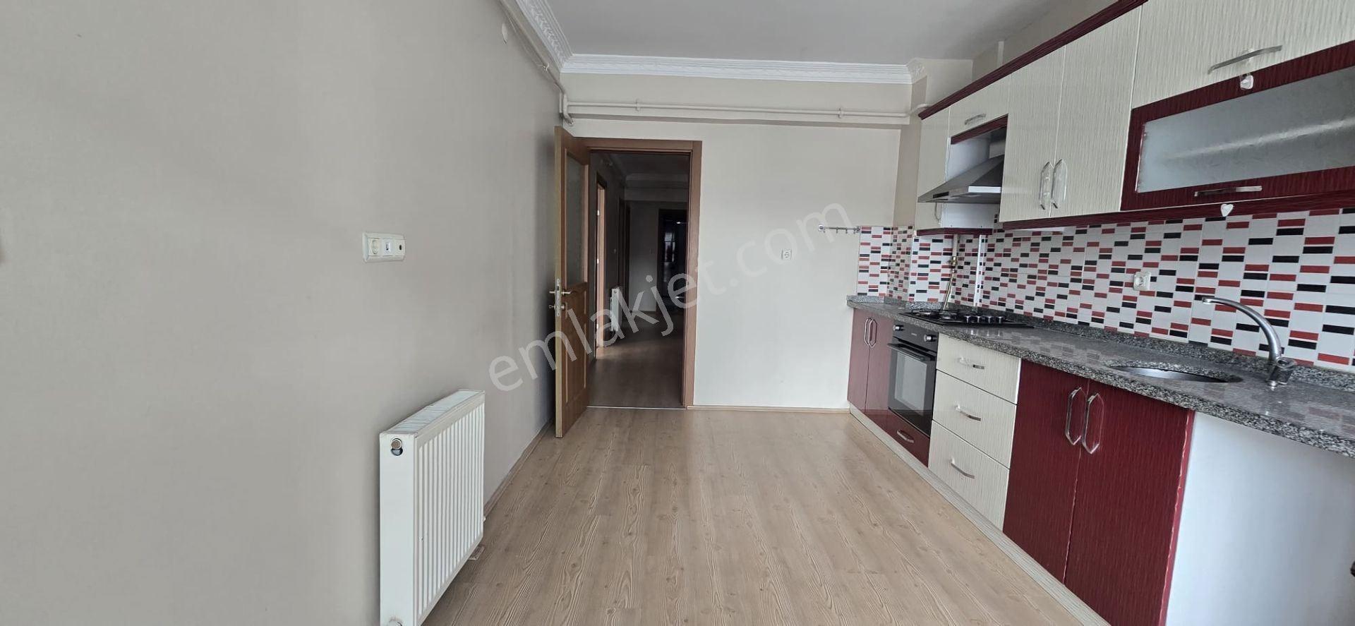 Alpagut Mahallesin'de Geniş Kiralık 2+1 Daire ! - Görsel 18