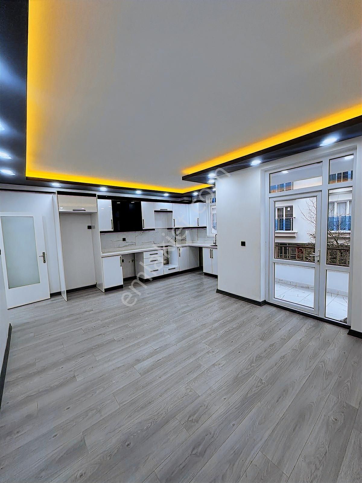 Süvari Mh'de Ultra Lüks Yapılı Geniş 2+1 Ara Kat Kiralık Daire