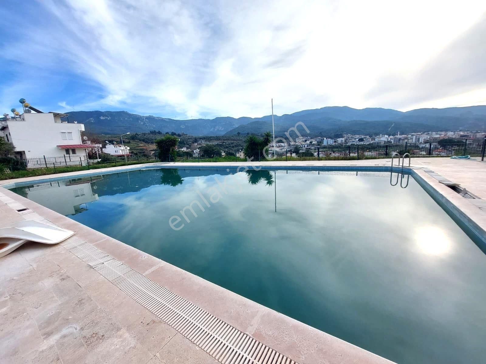 Kuşadası Davutlar Panaromik Deniz Manz. Eşyalı 4+1 Satılık Villa - Görsel 22