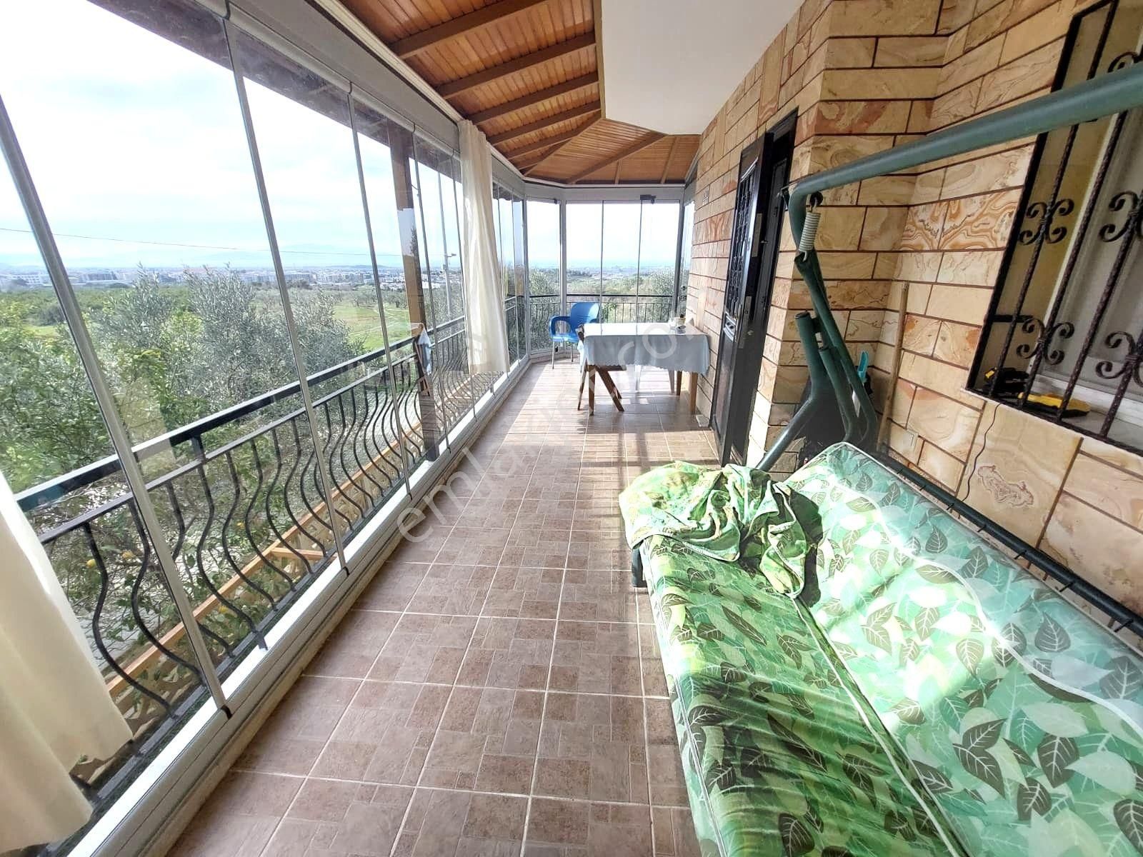 Kuşadası Davutlar Panaromik Deniz Manz. Eşyalı 4+1 Satılık Villa - Görsel 18