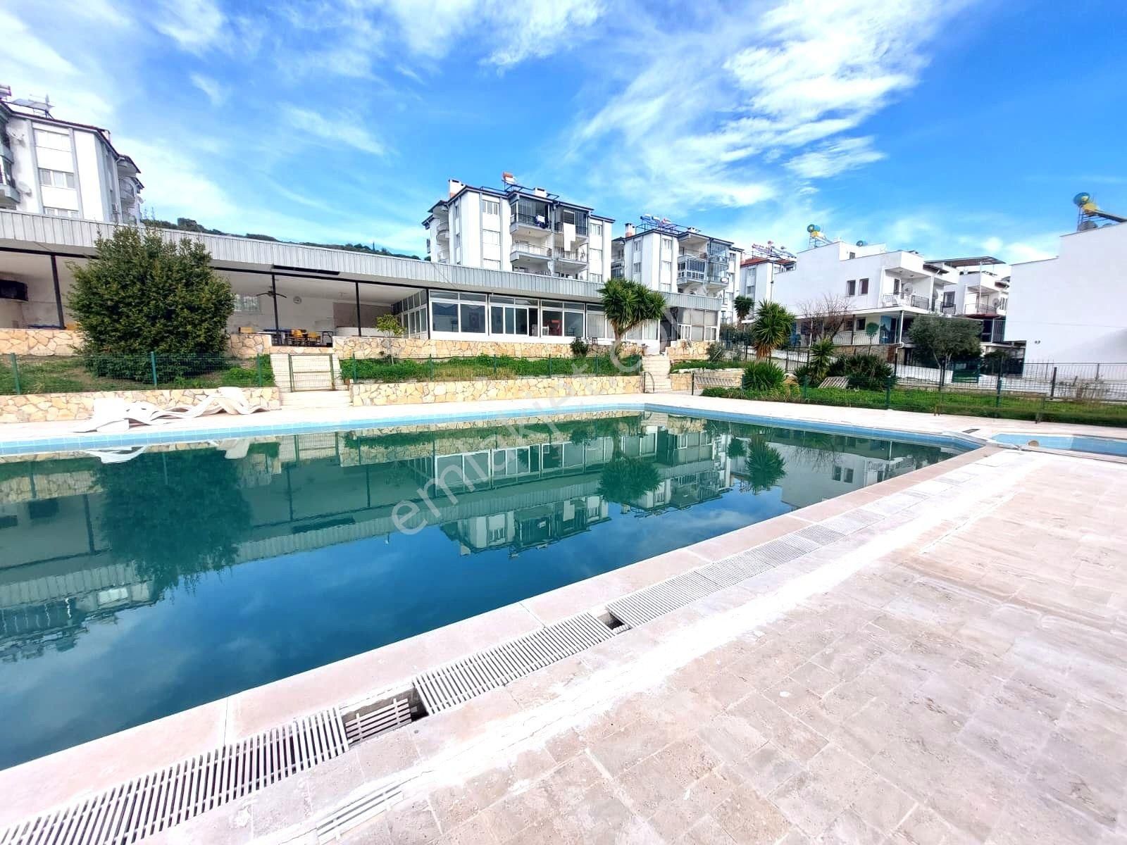 Kuşadası Davutlar Panaromik Deniz Manz. Eşyalı 4+1 Satılık Villa - Görsel 24