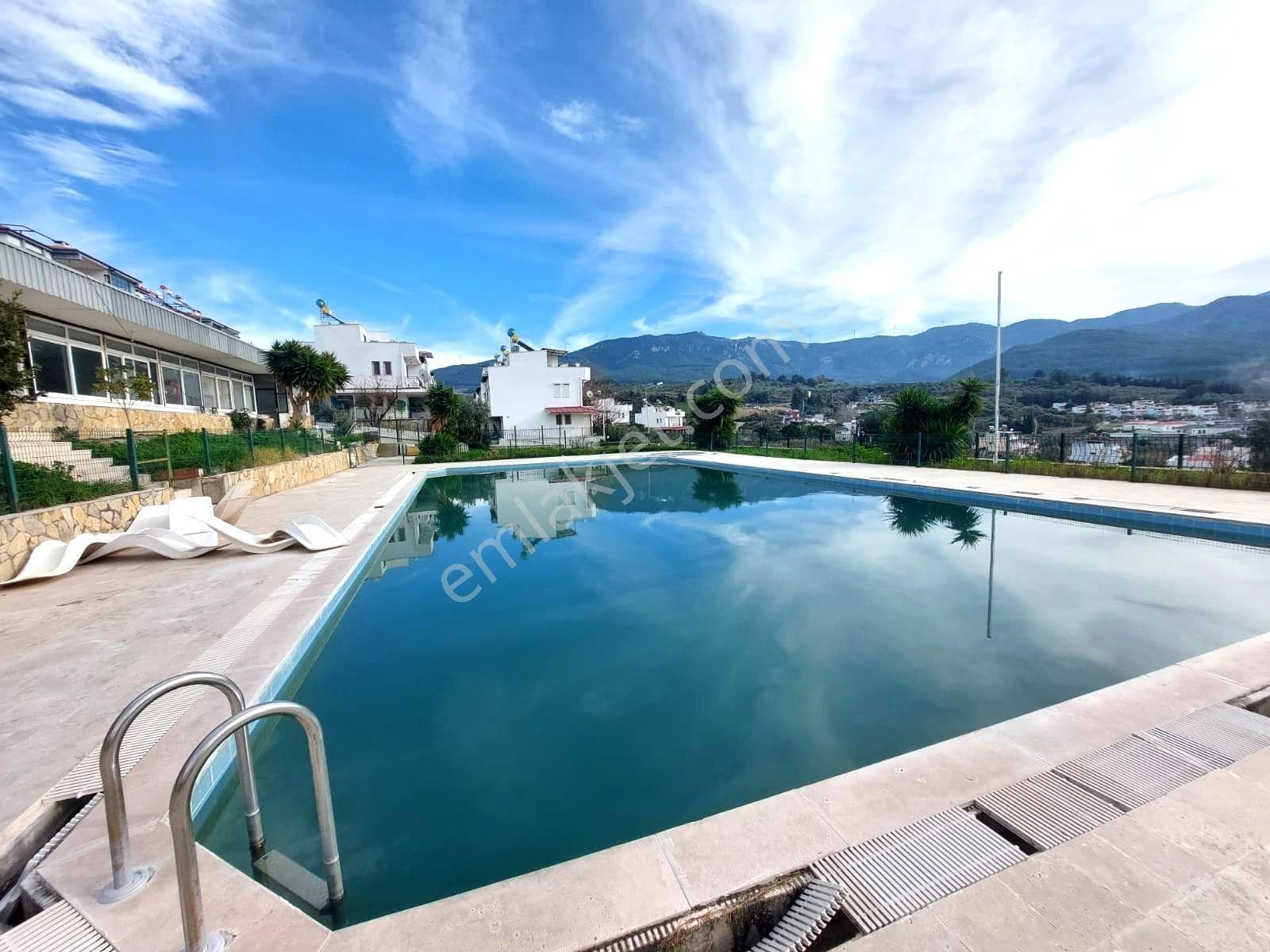 Kuşadası Davutlar Panaromik Deniz Manz. Eşyalı 4+1 Satılık Villa - Görsel 23