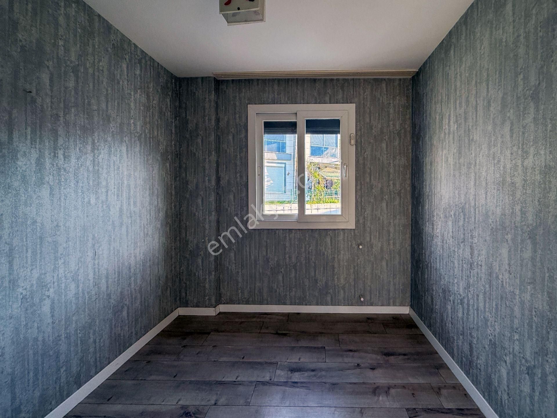 Akarca'da Havuzlu Sitede Harika Manzaralı Satılık 2+1 Daire - Görsel 16