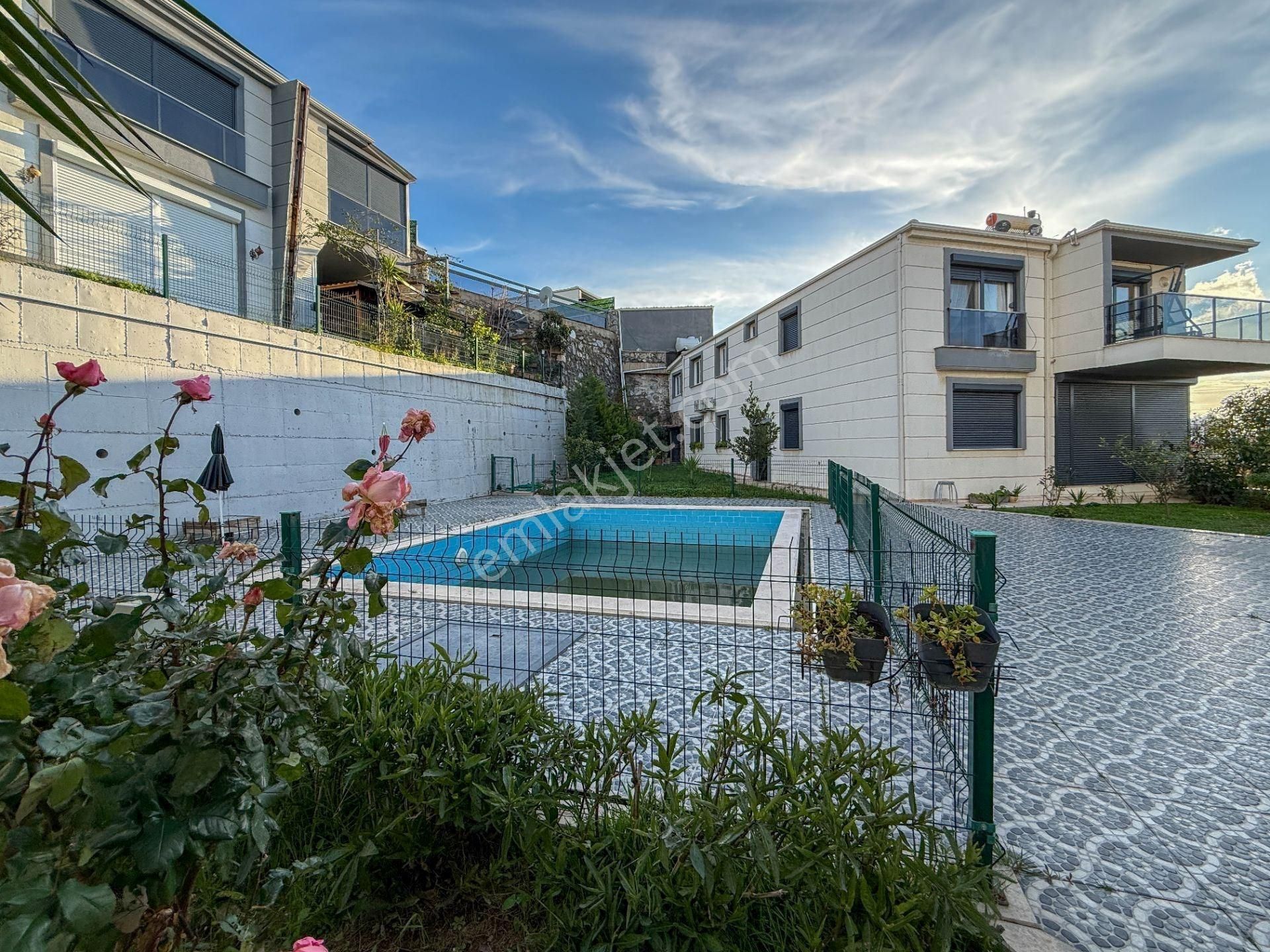 Akarca'da Havuzlu Sitede Harika Manzaralı Satılık 2+1 Daire - Görsel 30